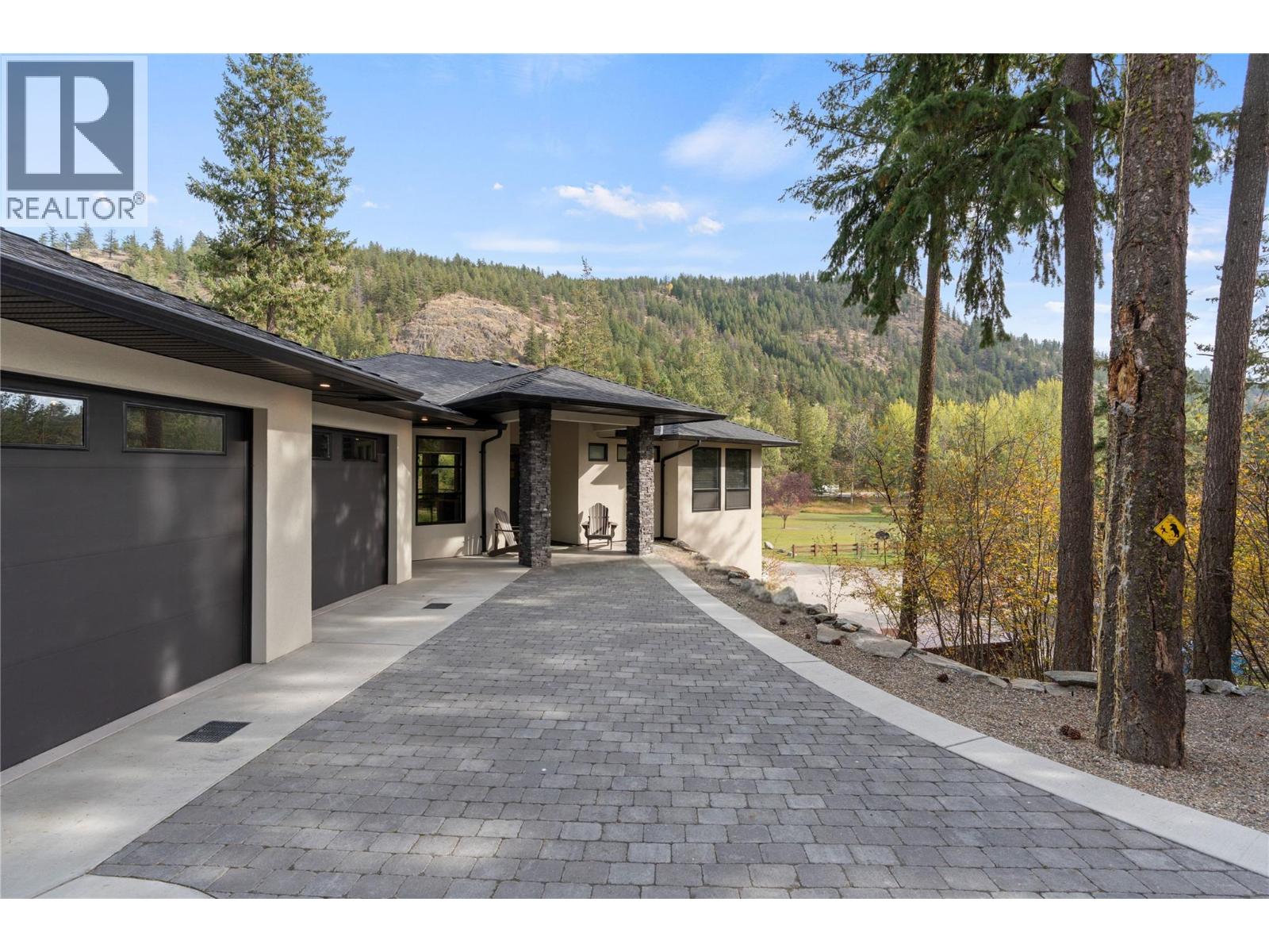 9196 Tronson Road Unit# 33, Vernon, British Columbia  V1H 1E8 - Photo 5 - 10404074