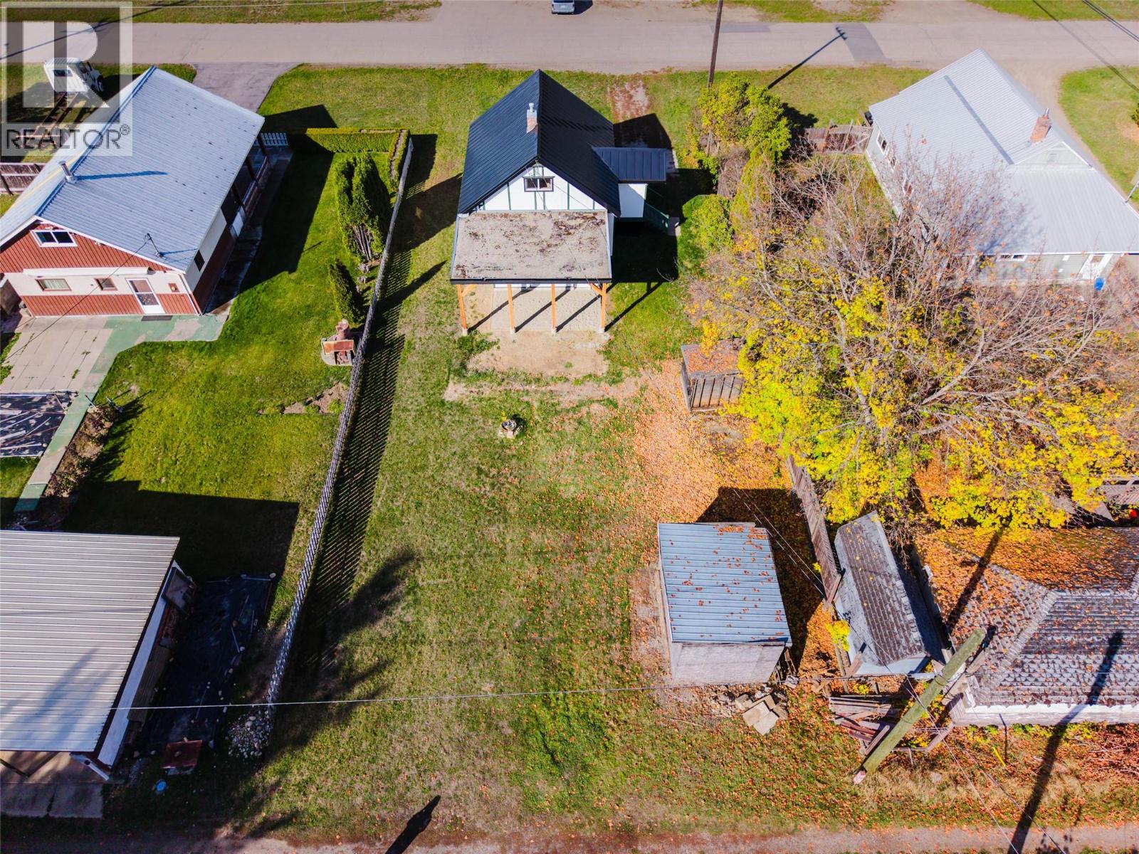 515 Sayward Avenue, Salmo, British Columbia  V0G 1Z0 - Photo 45 - 10403556