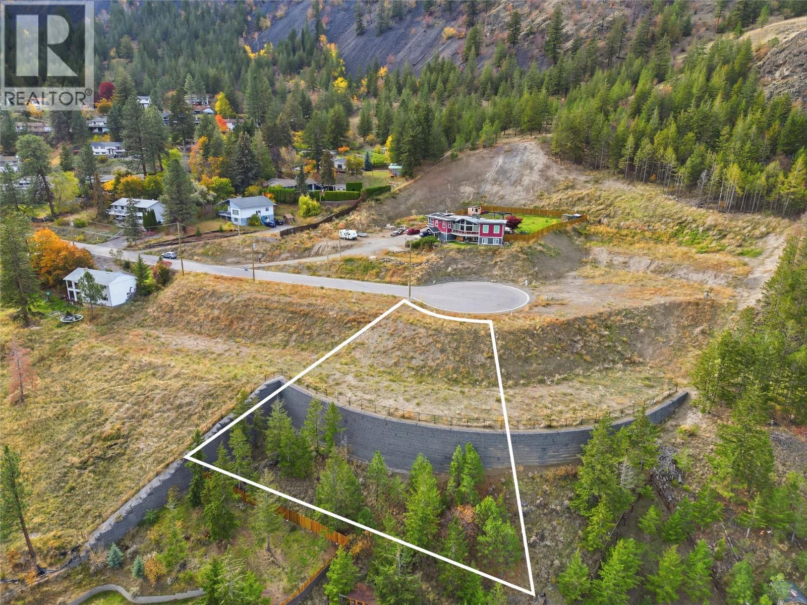1142 Crestwood Drive, Kamloops, British Columbia  V2H 5G8 - Photo 1 - 10403320