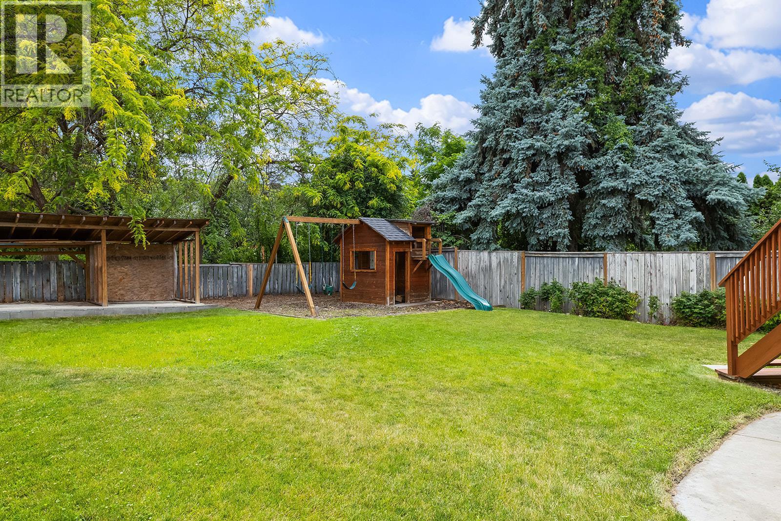 851 Hammer Avenue, Kelowna, British Columbia  V1W 2B7 - Photo 7 - 10403943