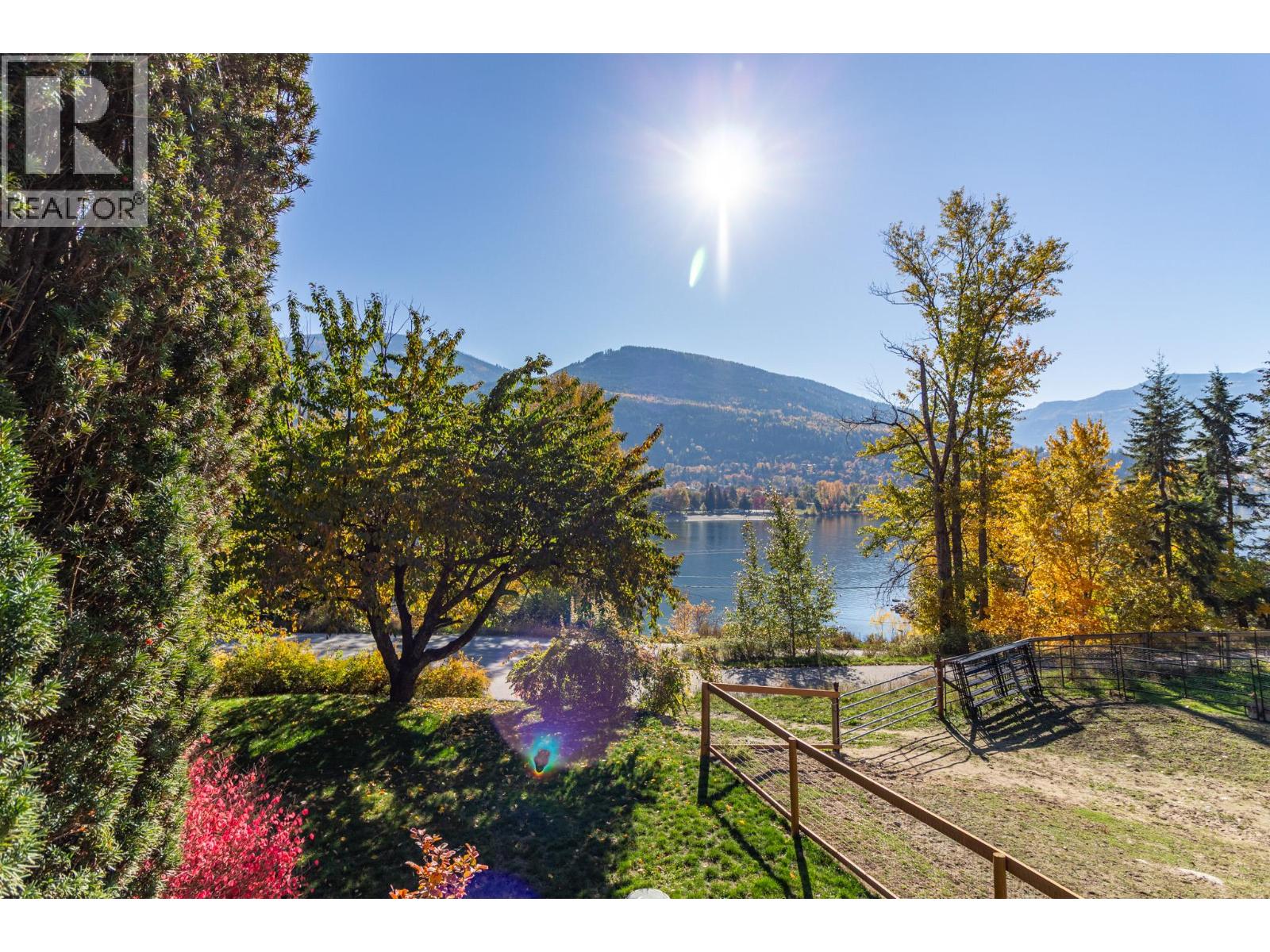 633 Jorgensen Road, Nelson, British Columbia  V1L 5P4 - Photo 4 - 10404154