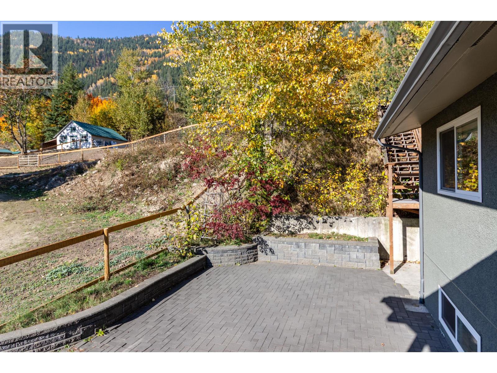 633 Jorgensen Road, Nelson, British Columbia  V1L 5P4 - Photo 50 - 10404154