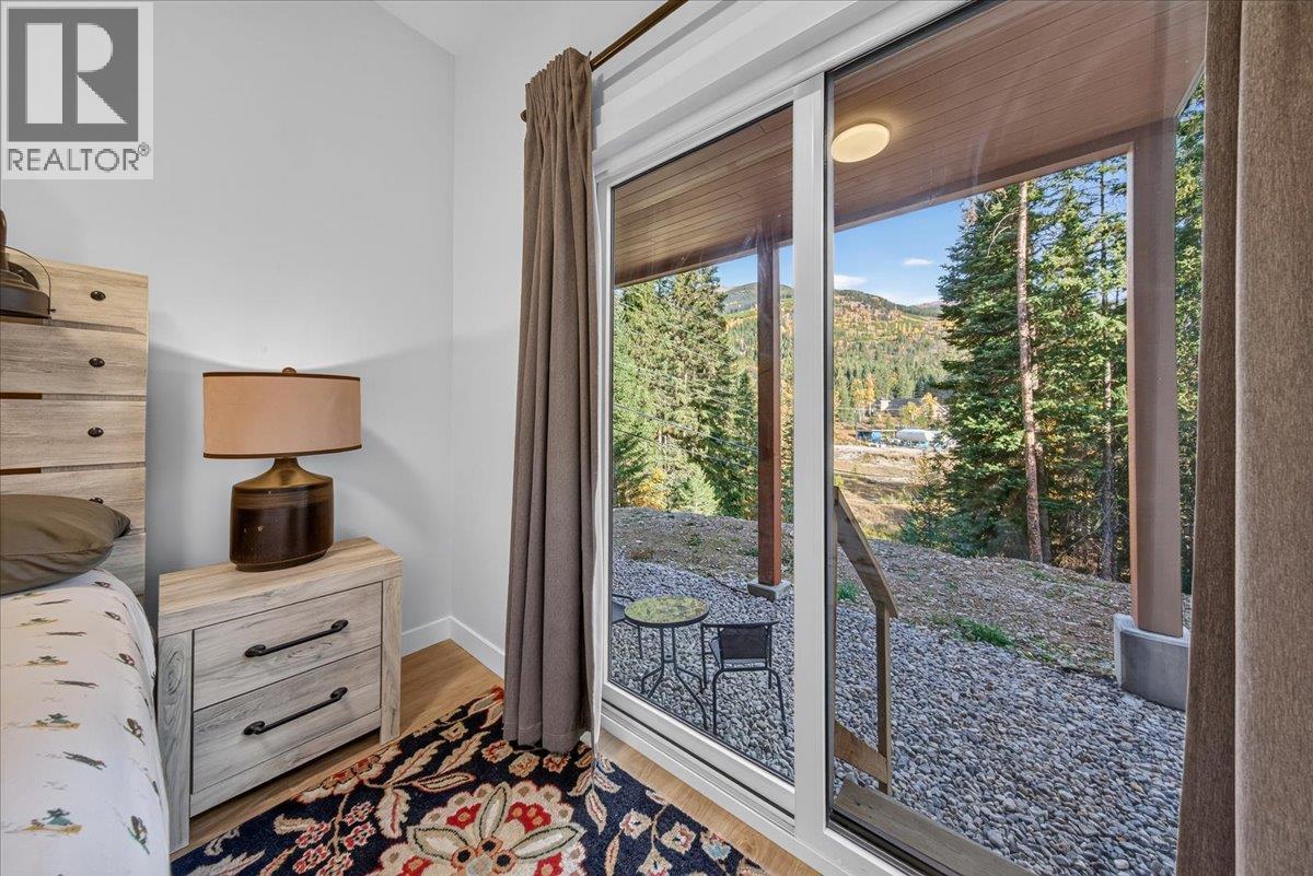 2116 Panorama Drive Unit# 102, Panorama, British Columbia  V0A 1T0 - Photo 14 - 10404133