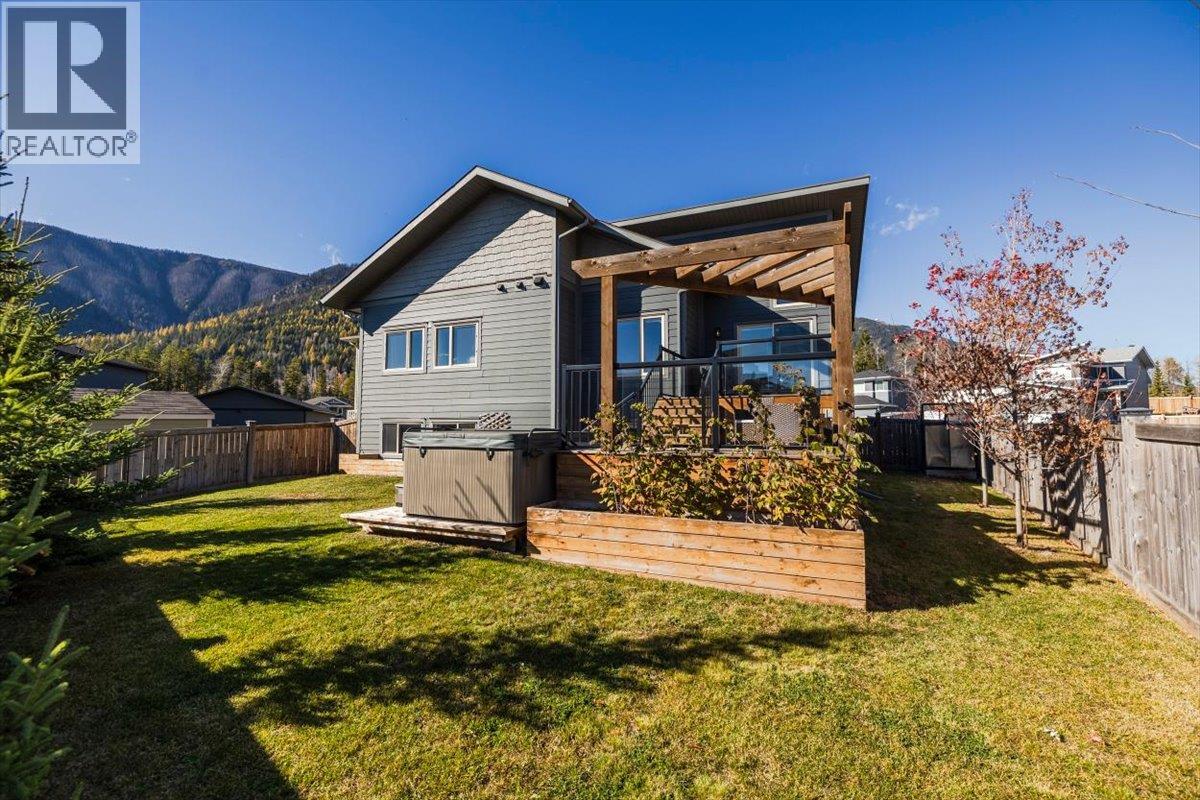 1308 Cherrywood Boulevard, Sparwood, British Columbia  V0B 2G2 - Photo 39 - 10403573