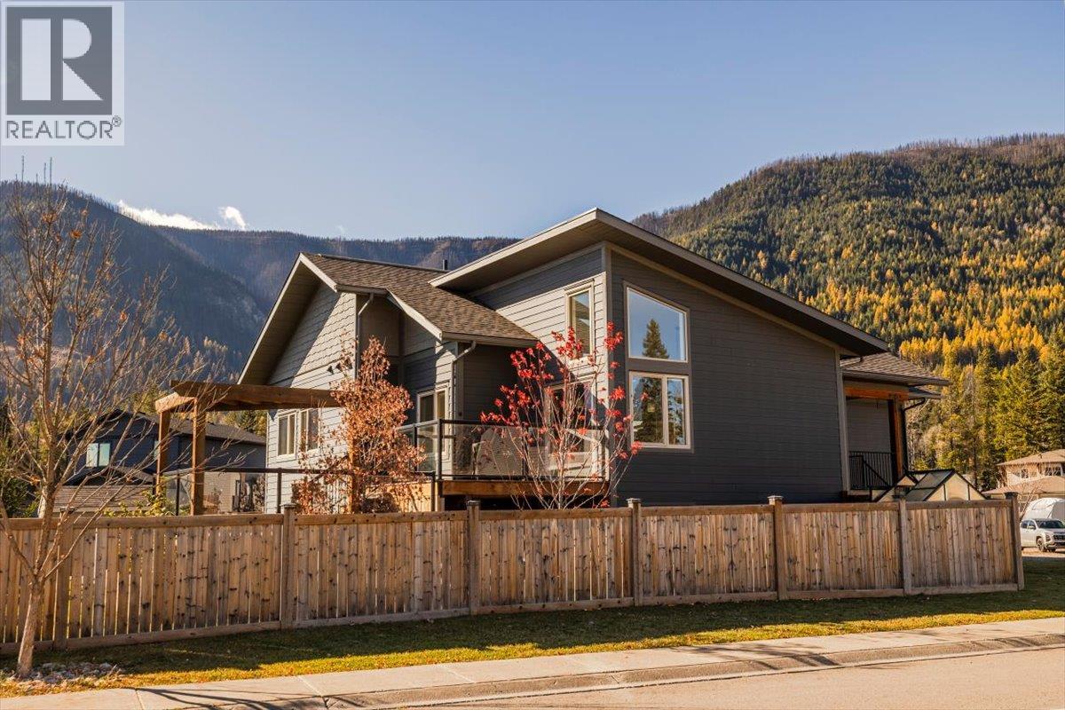 1308 Cherrywood Boulevard, Sparwood, British Columbia  V0B 2G2 - Photo 46 - 10403573