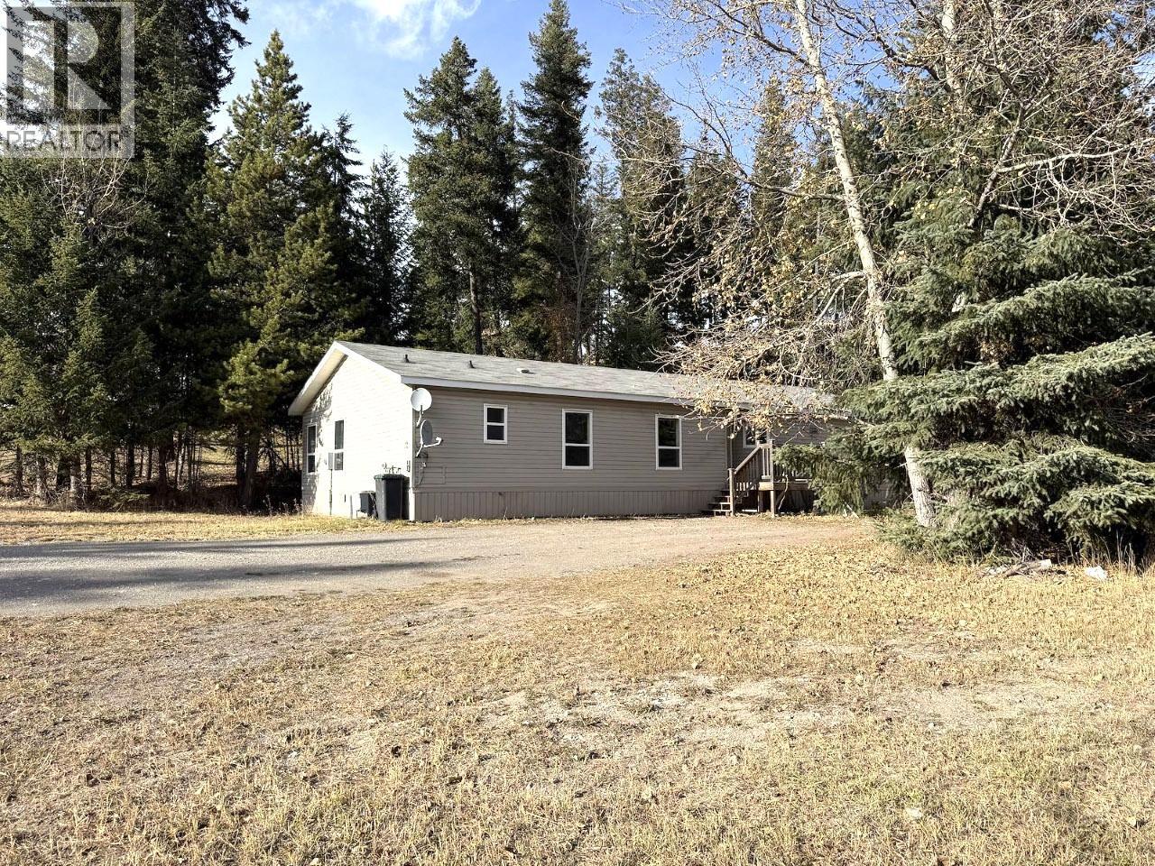 12 Cassiar Drive, Elkford, British Columbia  V0B 1H0 - Photo 25 - 10404161