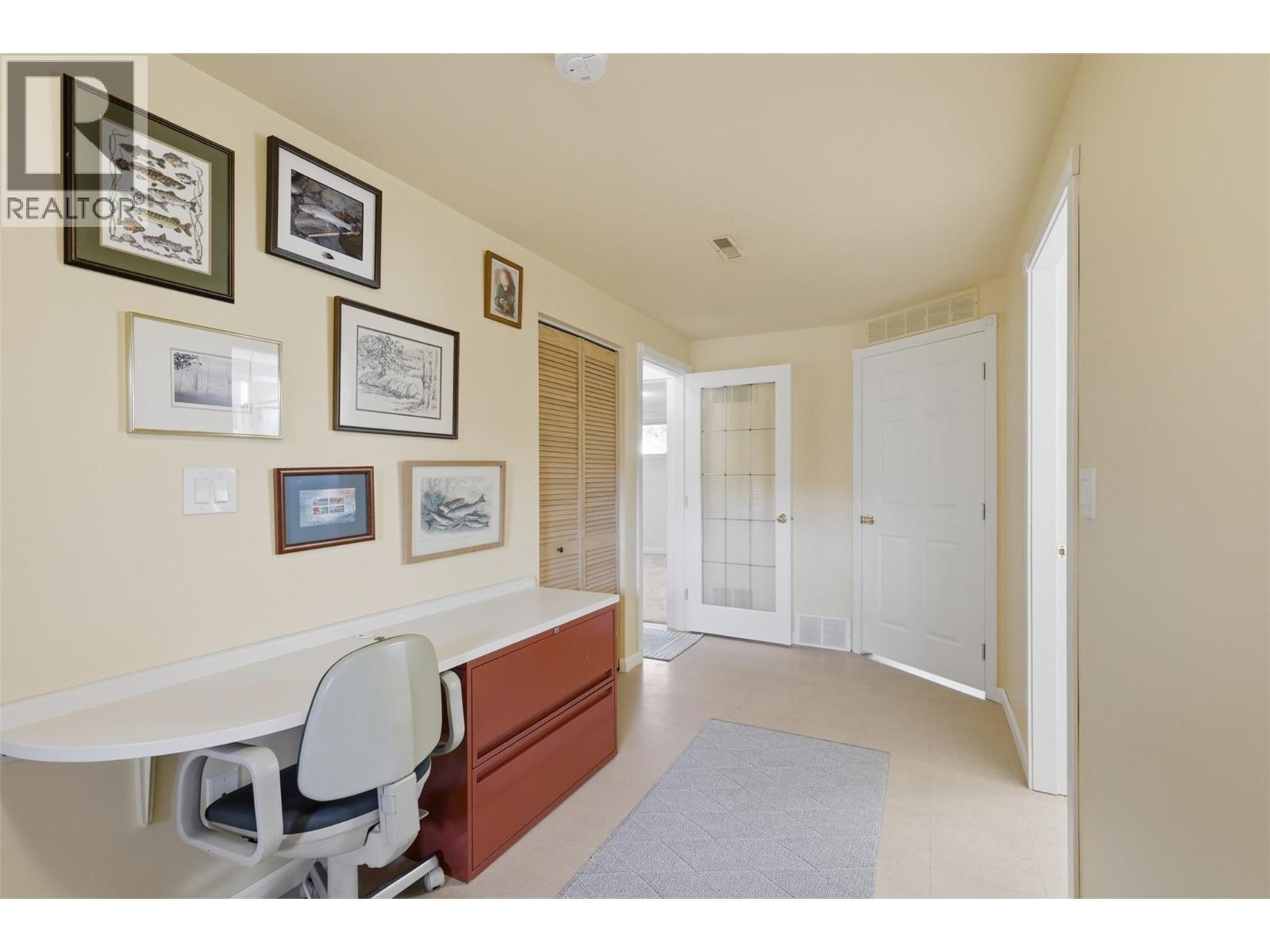 1923 Gladstone Drive, Kamloops, British Columbia  V2E 2B8 - Photo 29 - 10404136