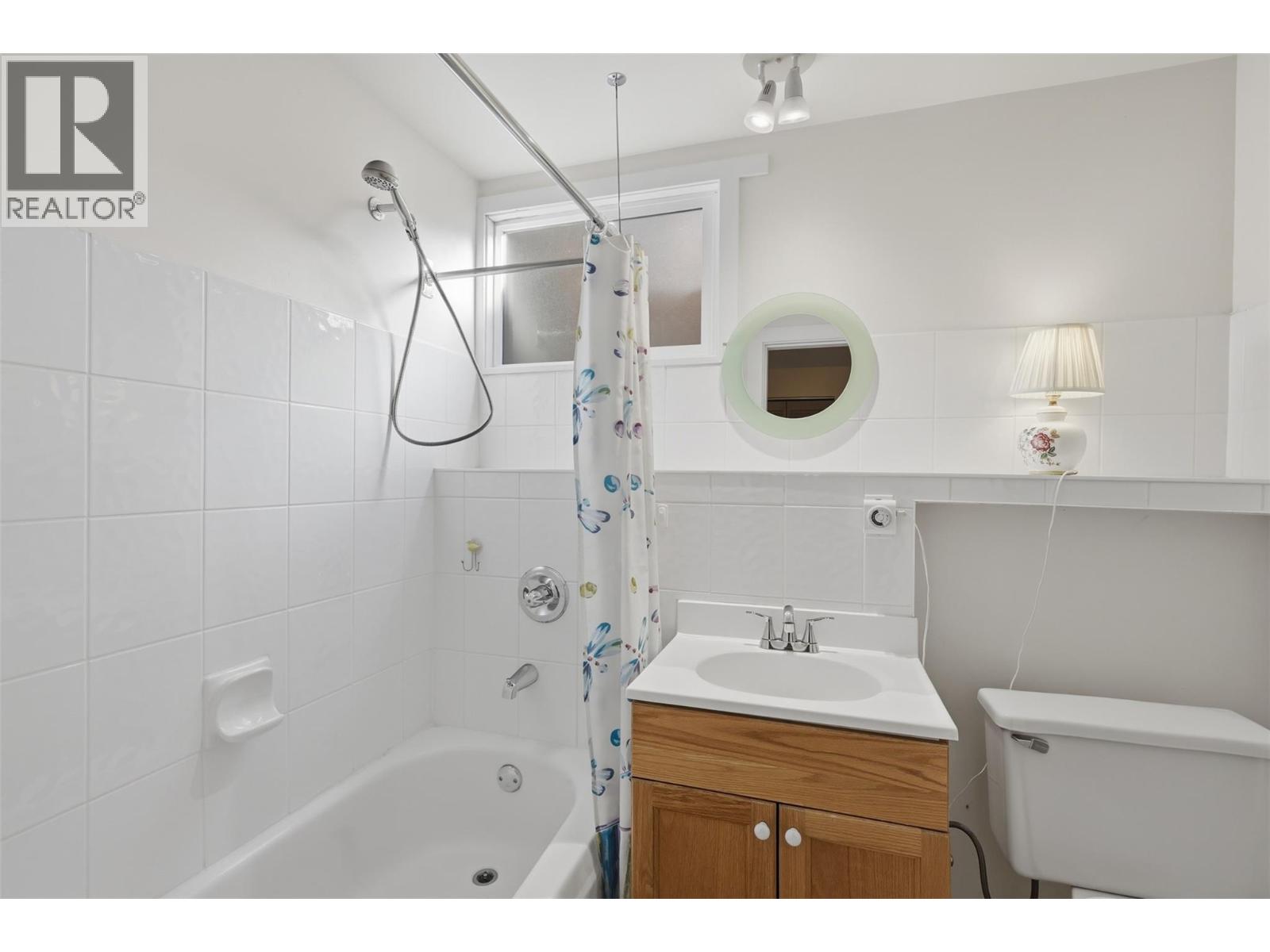 1923 Gladstone Drive, Kamloops, British Columbia  V2E 2B8 - Photo 32 - 10404136