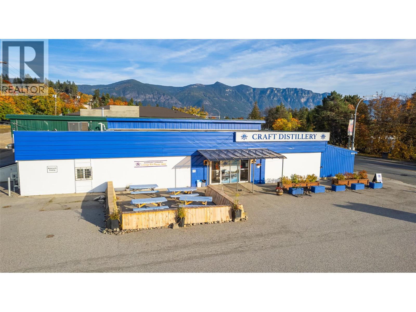 1628, 1620 & 1616 Canyon Street, Creston, British Columbia  V0B 1G0 - Photo 1 - 10404112