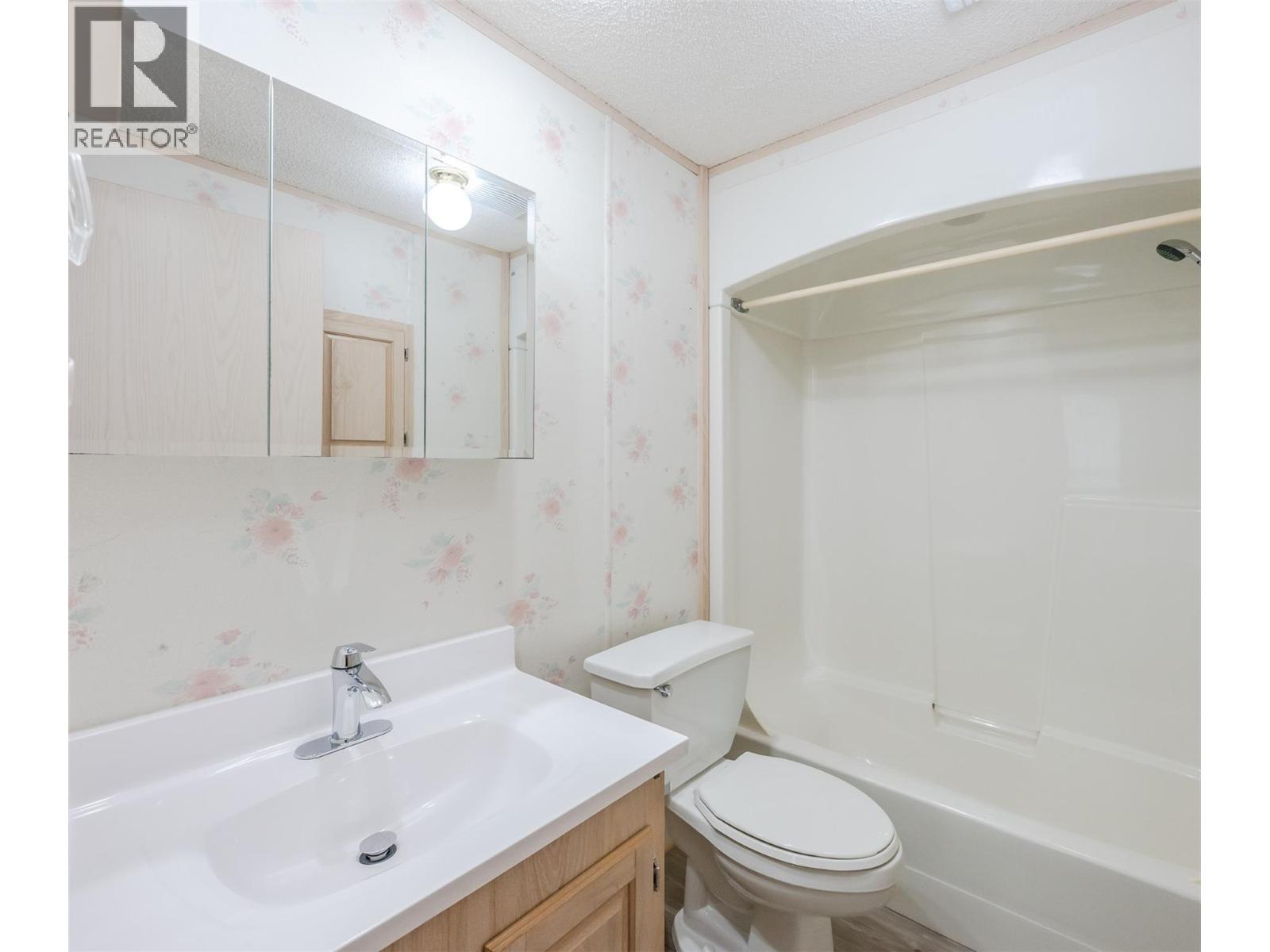 6778 Tucelnuit Drive Unit# 36, Oliver, British Columbia  V0H 1T0 - Photo 23 - 10404149