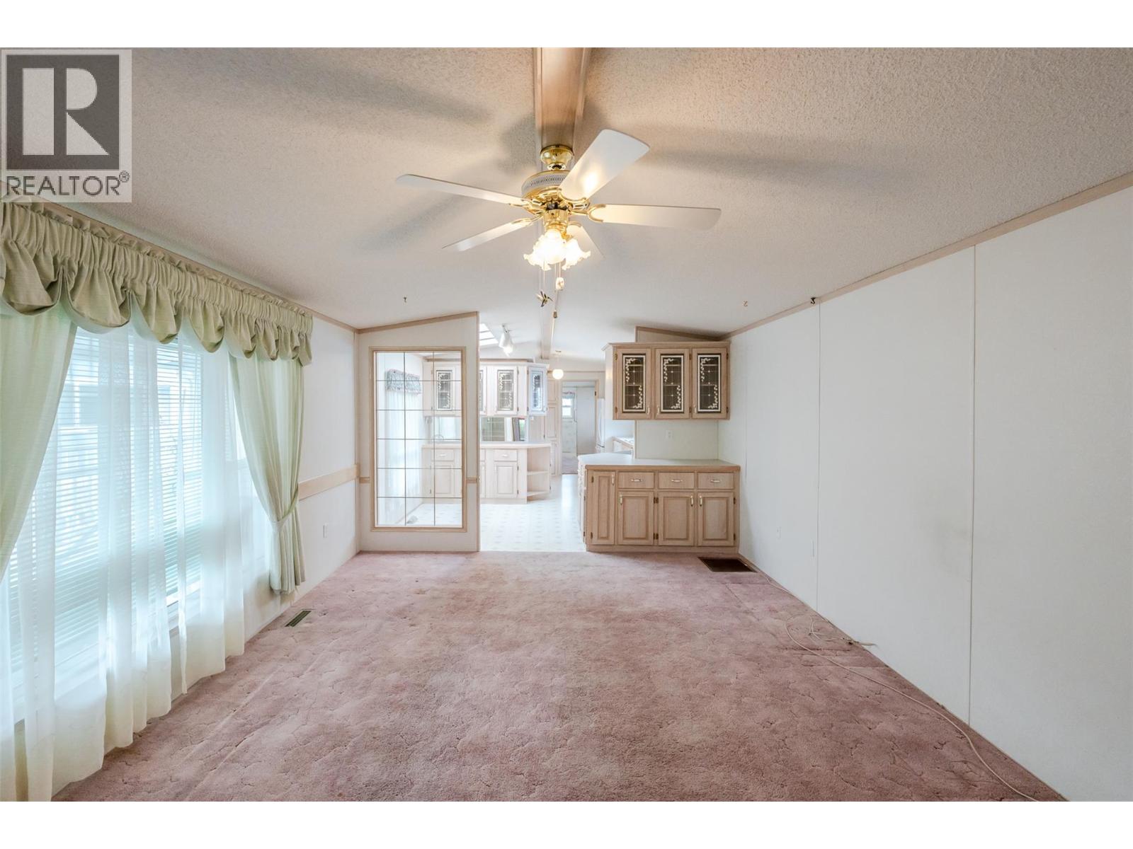 6778 Tucelnuit Drive Unit# 36, Oliver, British Columbia  V0H 1T0 - Photo 6 - 10404149