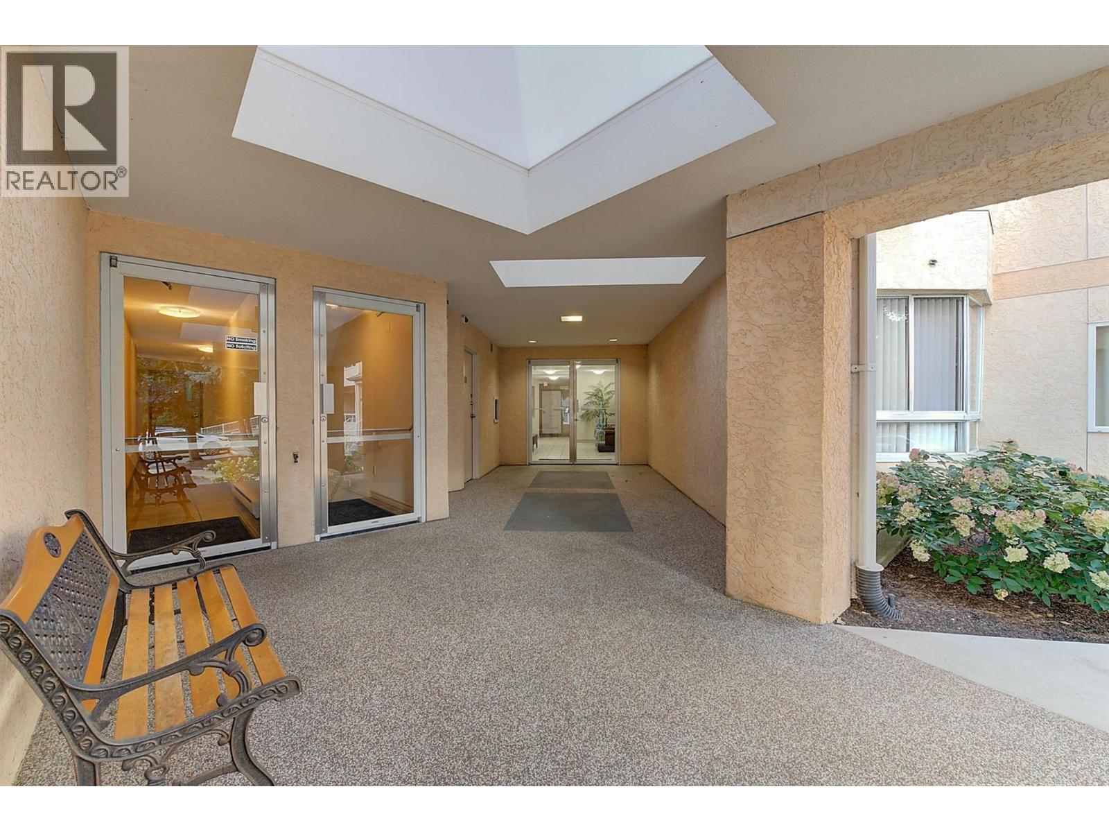 709 Houghton Road Unit# 311, Kelowna, British Columbia  V1X 7J7 - Photo 4 - 10404098