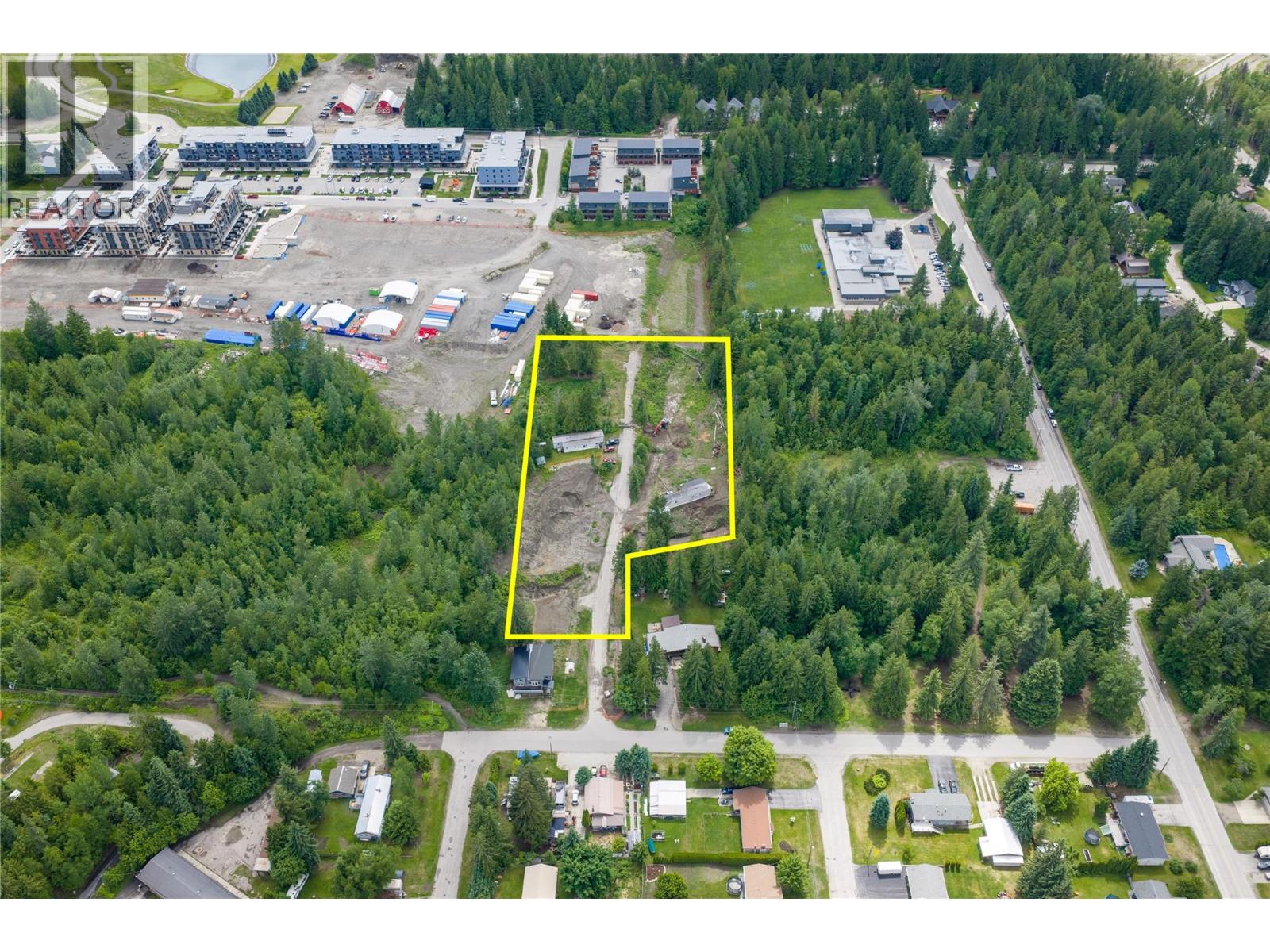 Proposed Lot B Arrow Drive, Revelstoke, British Columbia  V0E 2S1 - Photo 1 - 10403995