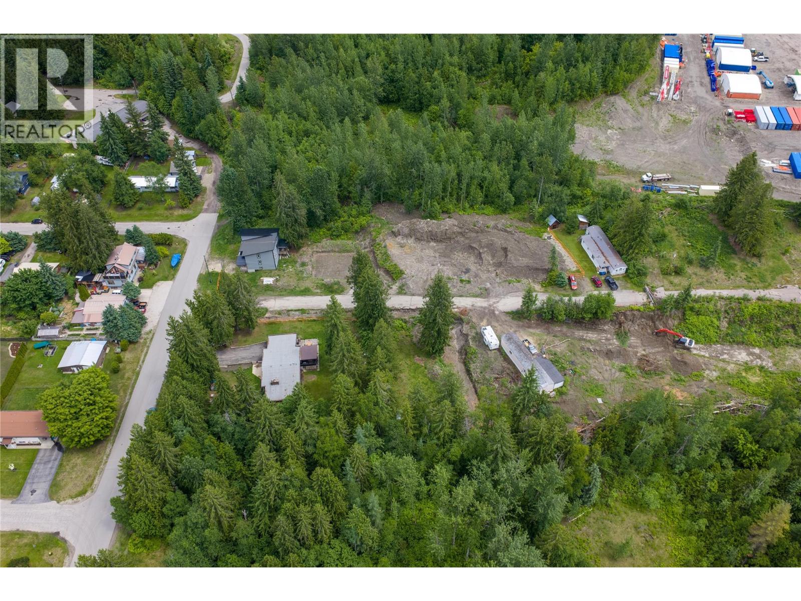 Proposed Lot B Arrow Drive, Revelstoke, British Columbia  V0E 2S1 - Photo 2 - 10403995