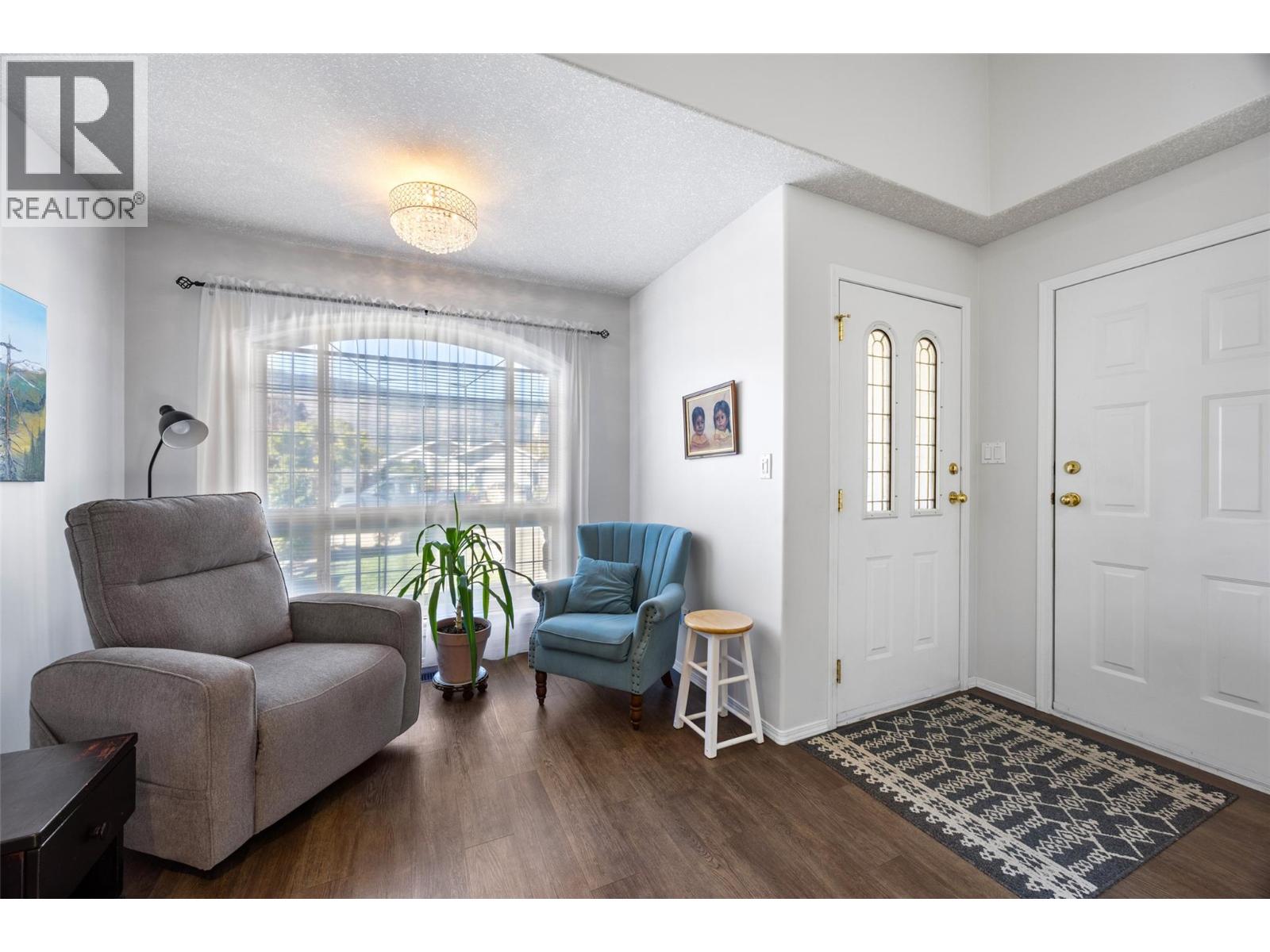 123 Leighton Avenue, Chase, British Columbia  V0E 1M0 - Photo 5 - 10403635