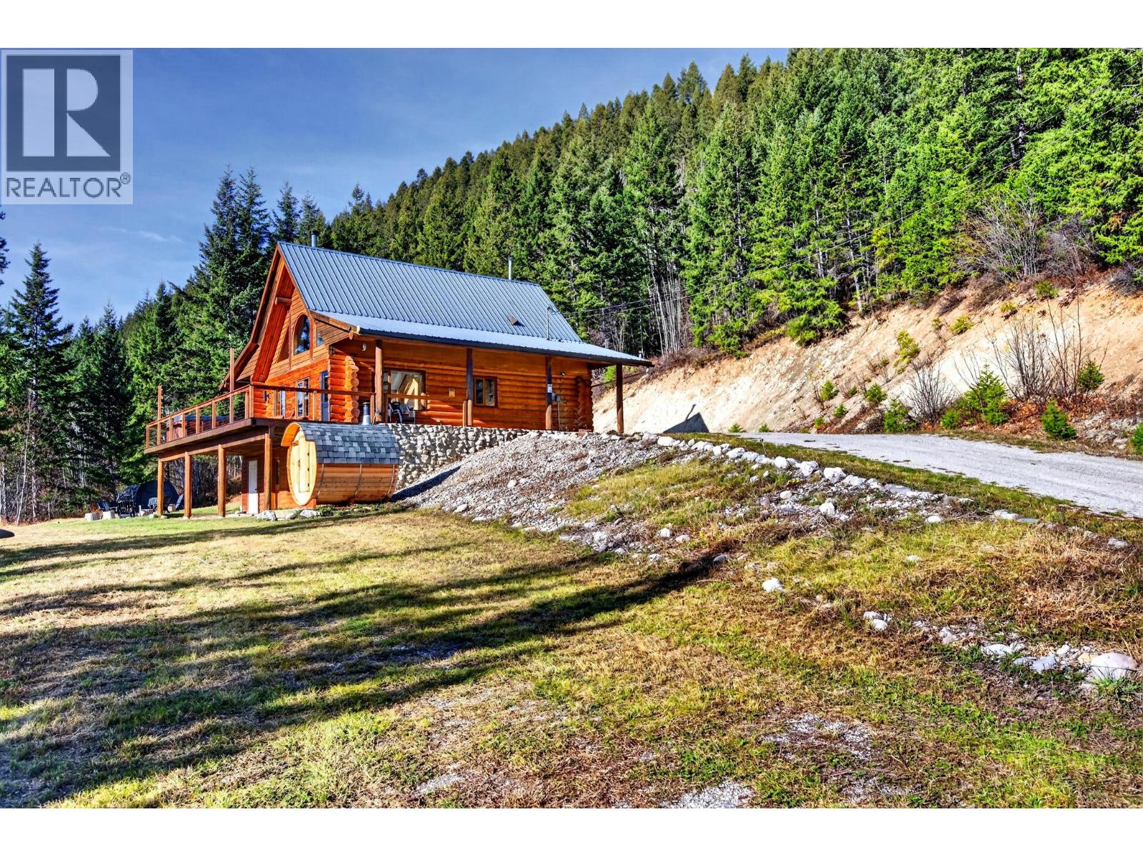 2405 95 Highway, Golden, British Columbia  V0A 1H0 - Photo 19 - 10403910