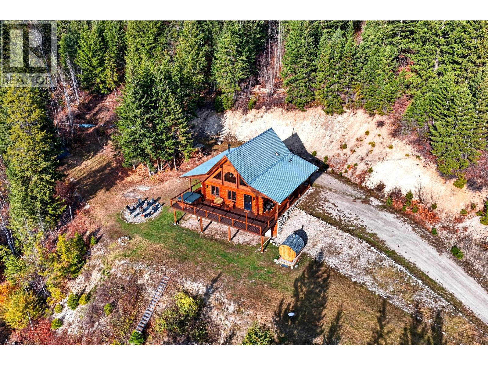 2405 95 Highway, Golden, British Columbia  V0A 1H0 - Photo 62 - 10403910