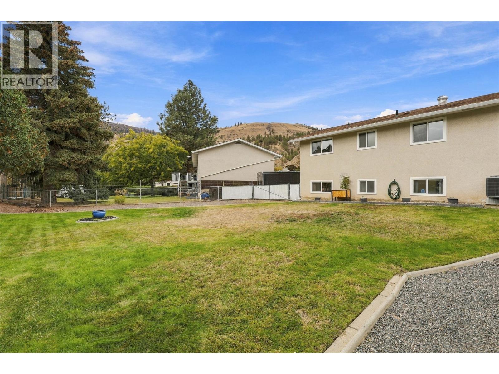 851 Sumac Place, Kamloops, British Columbia  V2B 6R4 - Photo 31 - 10404101