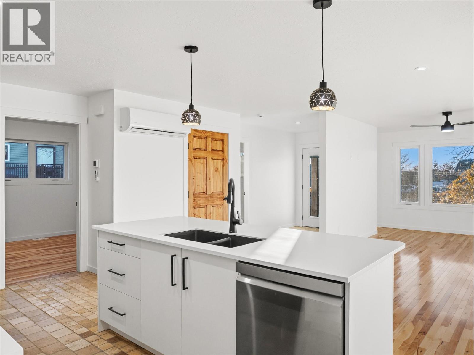 9204 8 Street, Dawson Creek, British Columbia  V1G 3N6 - Photo 5 - 10404220