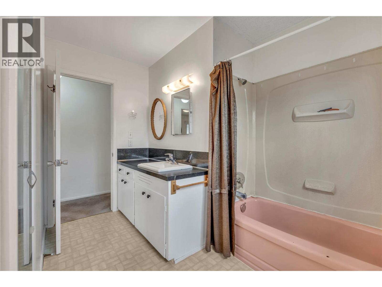 2625 South Main Street, Penticton, British Columbia  V2A 5J4 - Photo 18 - 10403587