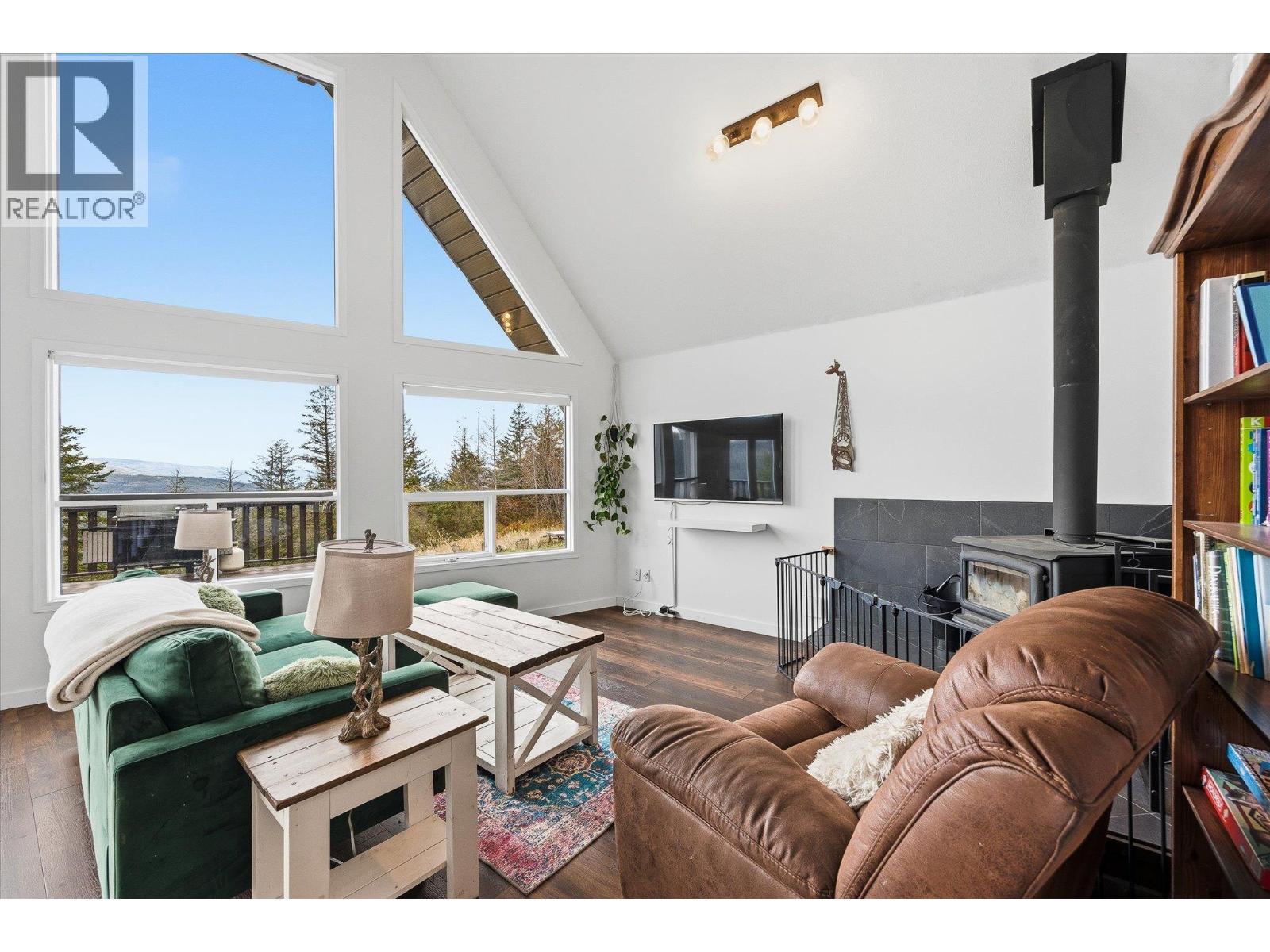 1957 Huckleberry Road, Kelowna, British Columbia  V1X 4K4 - Photo 10 - 10403975