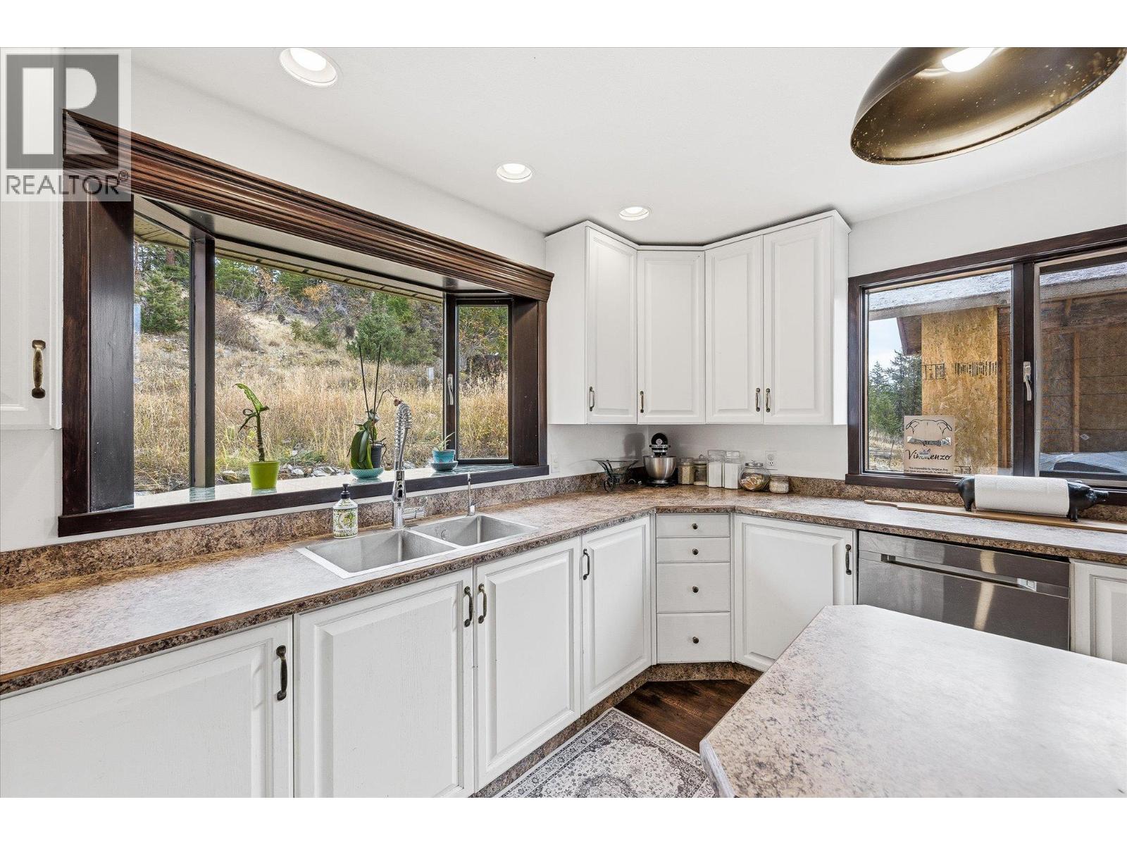 1957 Huckleberry Road, Kelowna, British Columbia  V1X 4K4 - Photo 24 - 10403975