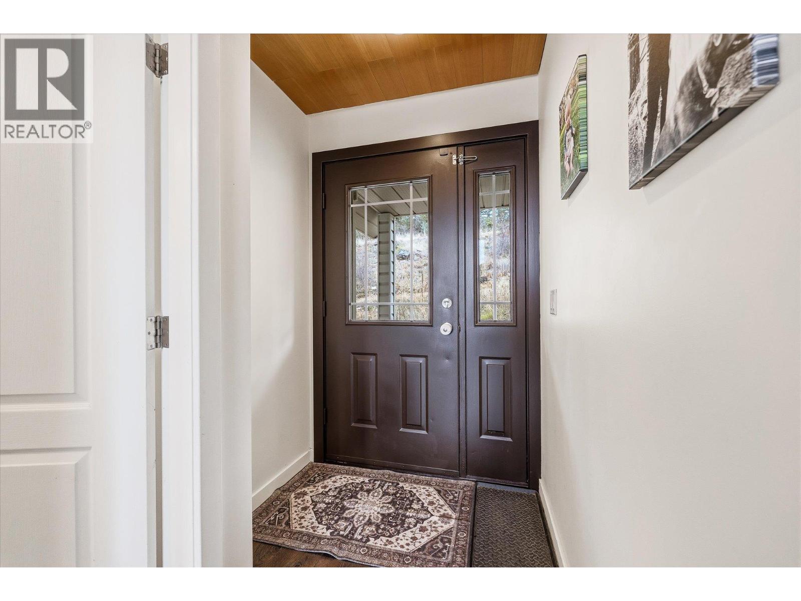 1957 Huckleberry Road, Kelowna, British Columbia  V1X 4K4 - Photo 5 - 10403975