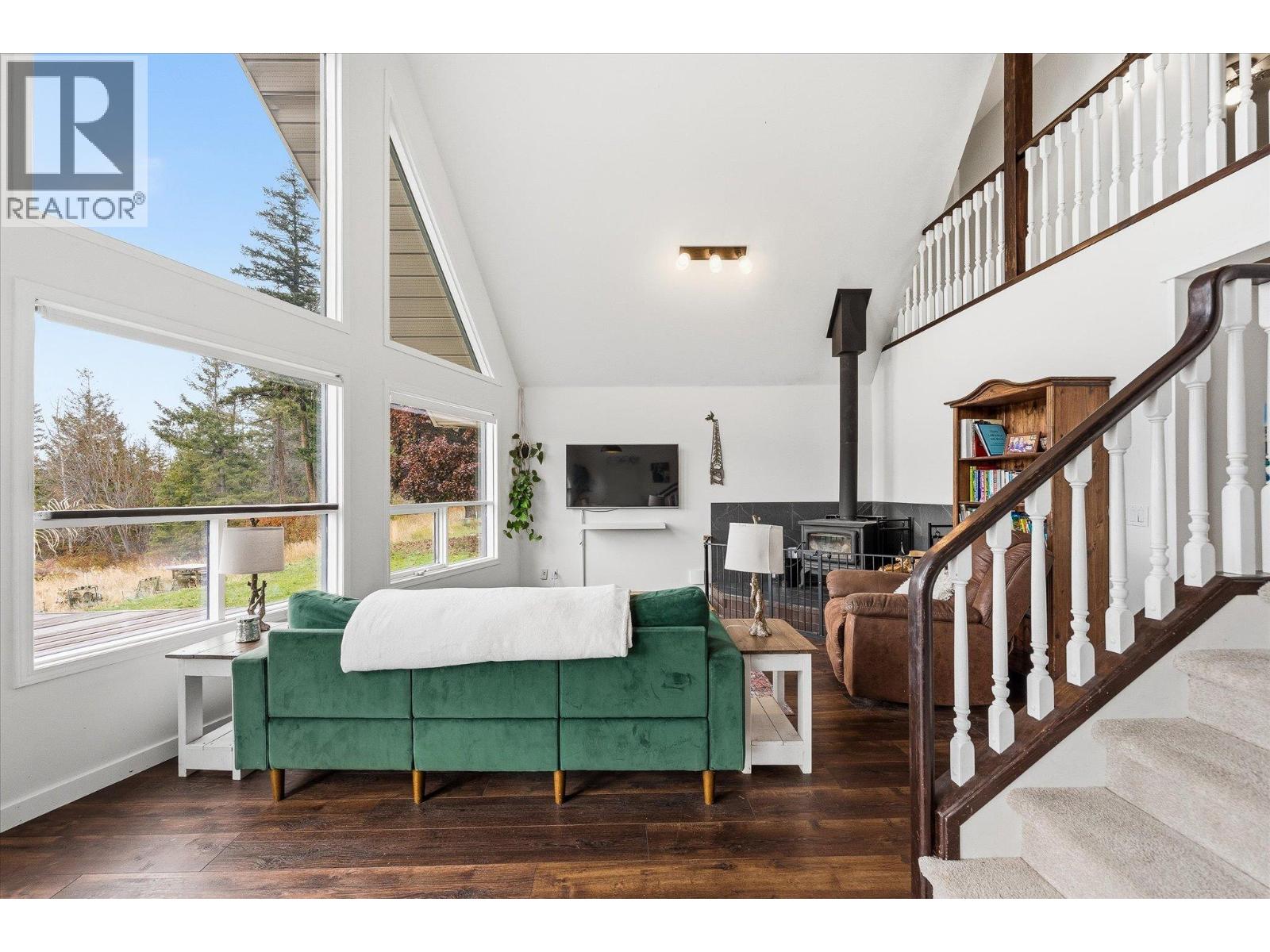 1957 Huckleberry Road, Kelowna, British Columbia  V1X 4K4 - Photo 7 - 10403975
