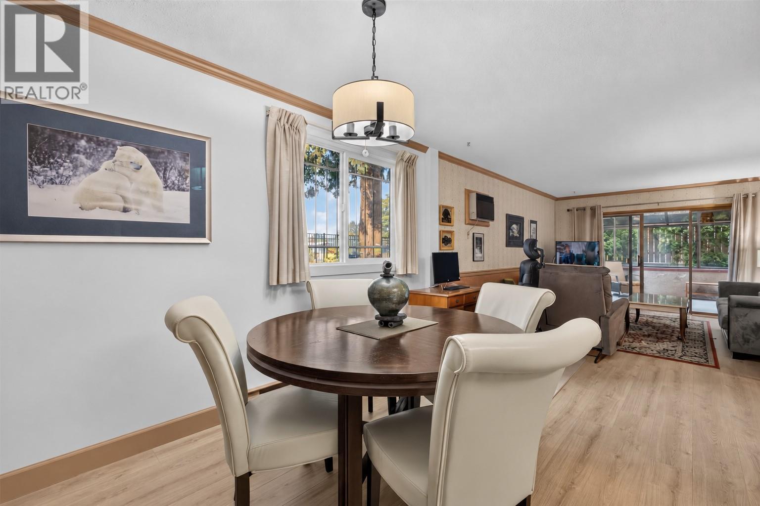 1229 Bernard Avenue Unit# 102, Kelowna, British Columbia  V1Y 6R3 - Photo 3 - 10403028