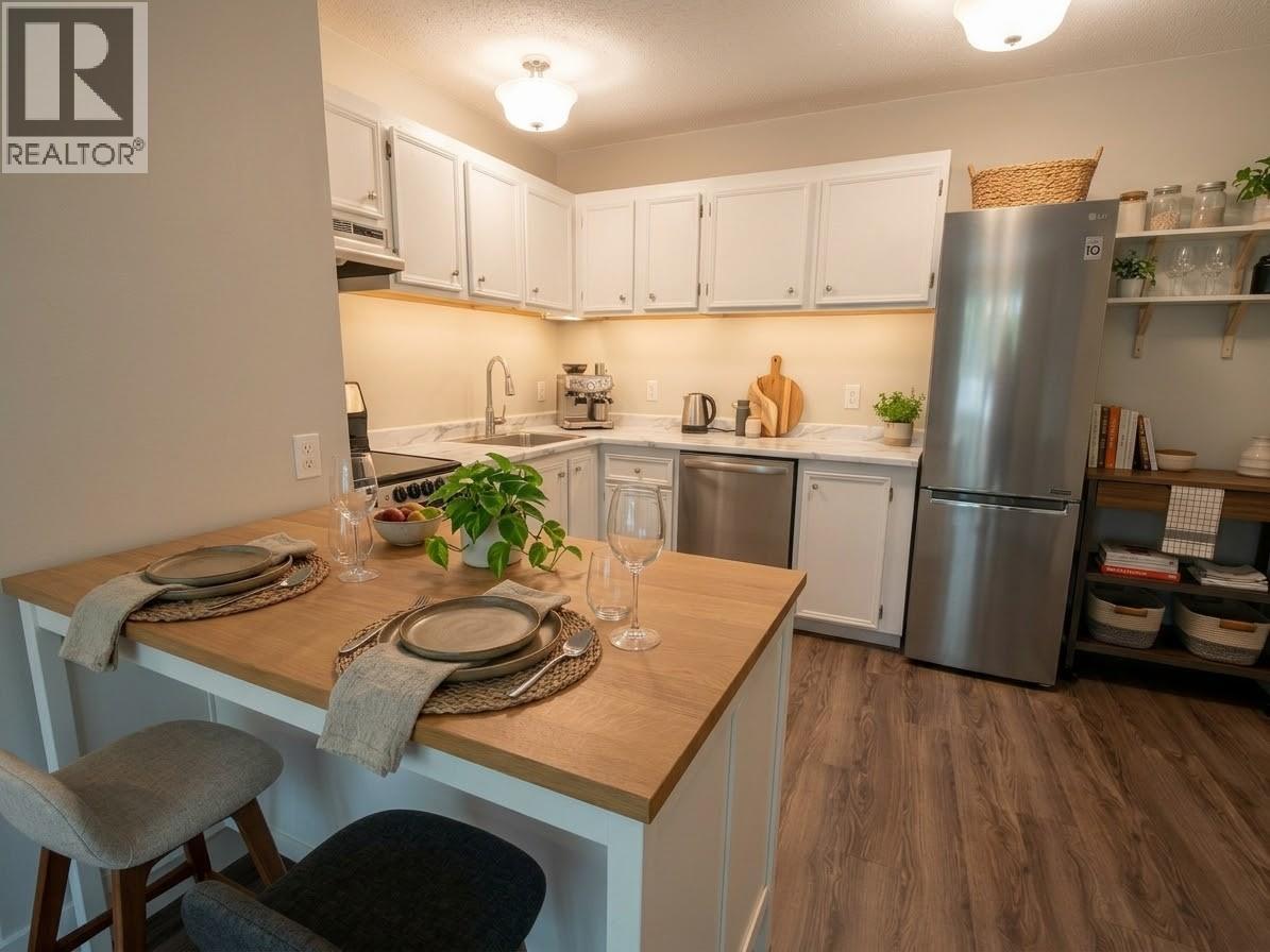 150 Skaha Place Unit# 201, Penticton, British Columbia  V2A 7K1 - Photo 9 - 10403560