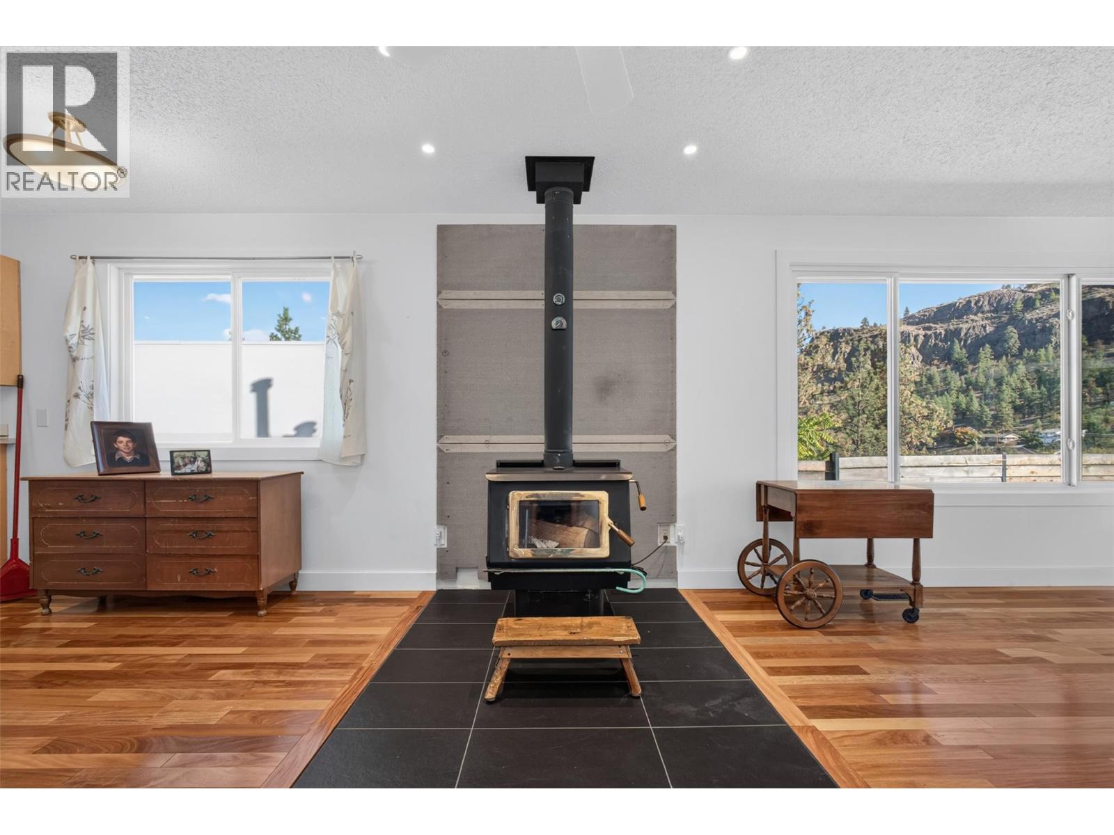 10836 Dunham Crescent, Summerland, British Columbia  V0H 1Z2 - Photo 10 - 10403257