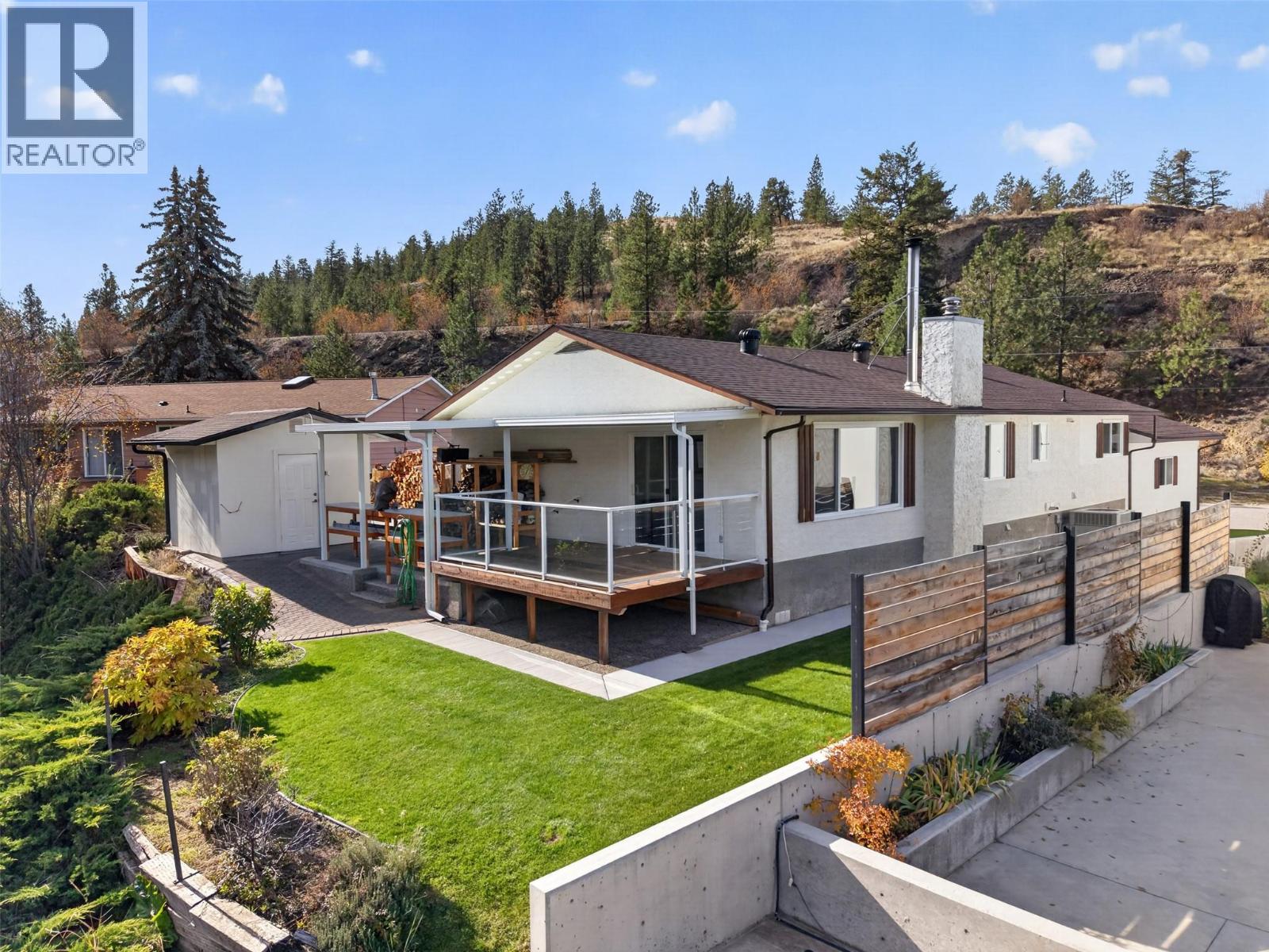 10836 Dunham Crescent, Summerland, British Columbia  V0H 1Z2 - Photo 3 - 10403257