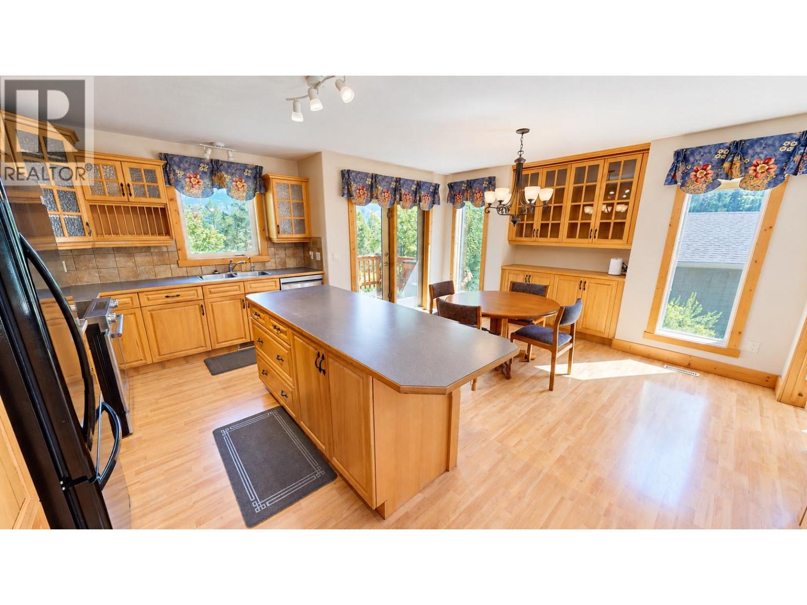 1630 Johnston Road Unit# 3, Invermere, British Columbia  V0A 1K0 - Photo 4 - 10404117