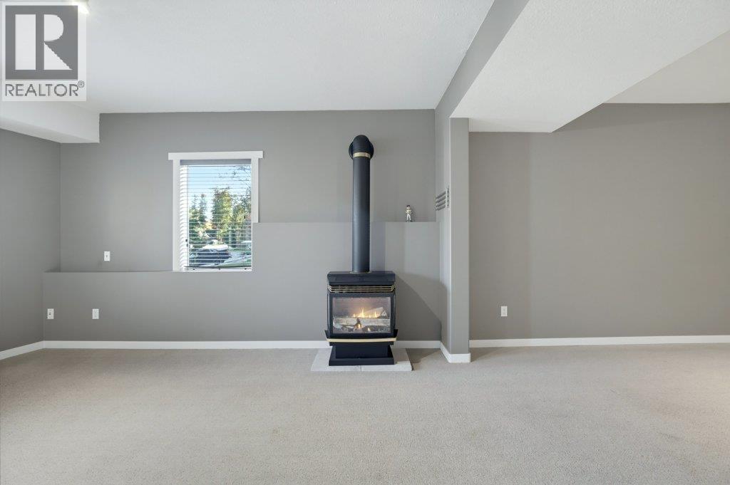 1570 16 Avenue Se, Salmon Arm, British Columbia  V1E 2M7 - Photo 10 - 10403509