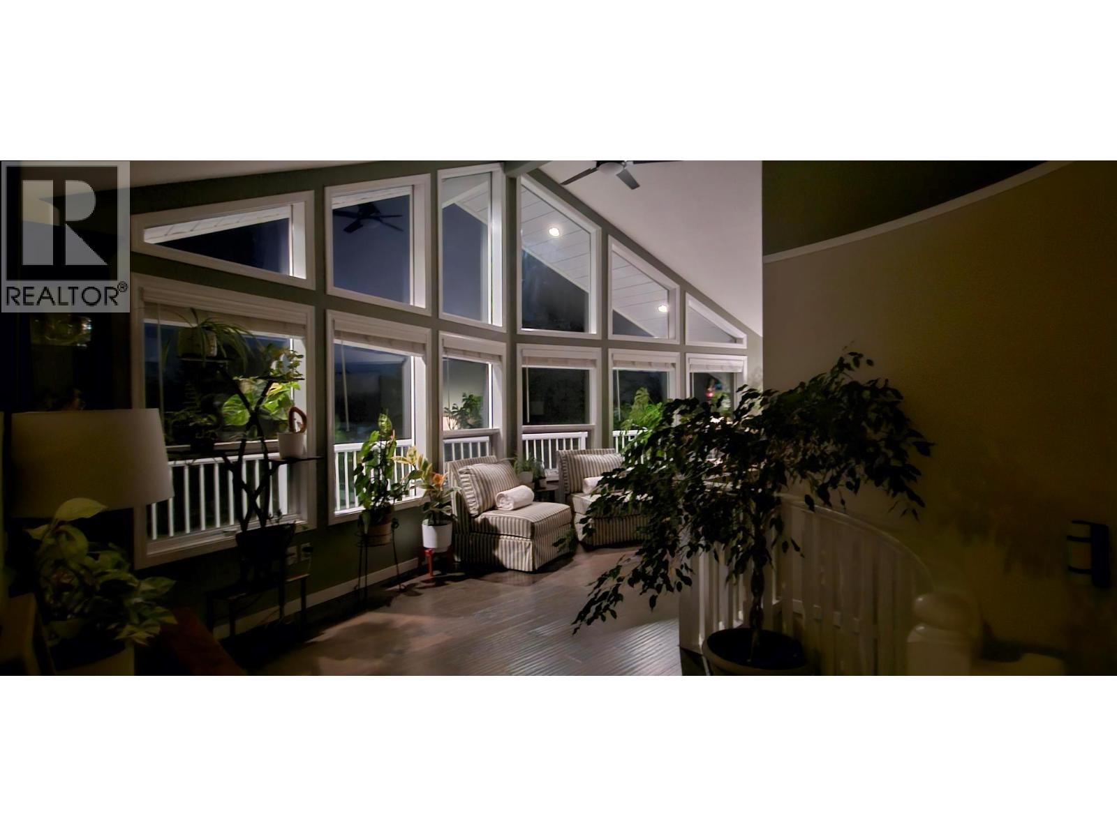 1570 16 Avenue Se, Salmon Arm, British Columbia  V1E 2M7 - Photo 27 - 10403509