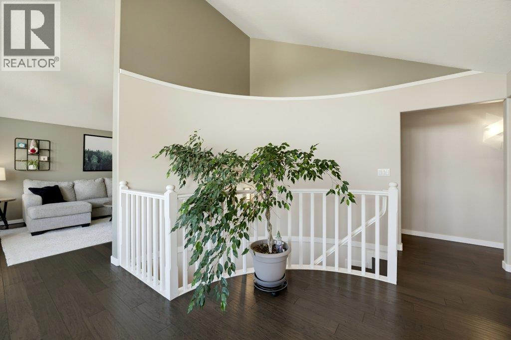 1570 16 Avenue Se, Salmon Arm, British Columbia  V1E 2M7 - Photo 34 - 10403509
