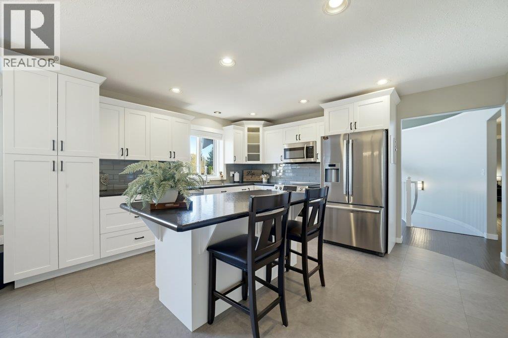 1570 16 Avenue Se, Salmon Arm, British Columbia  V1E 2M7 - Photo 37 - 10403509