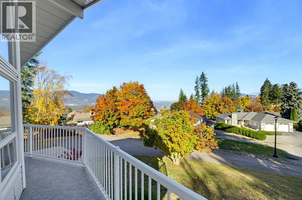 1570 16 Avenue Se, Salmon Arm, British Columbia  V1E 2M7 - Photo 53 - 10403509
