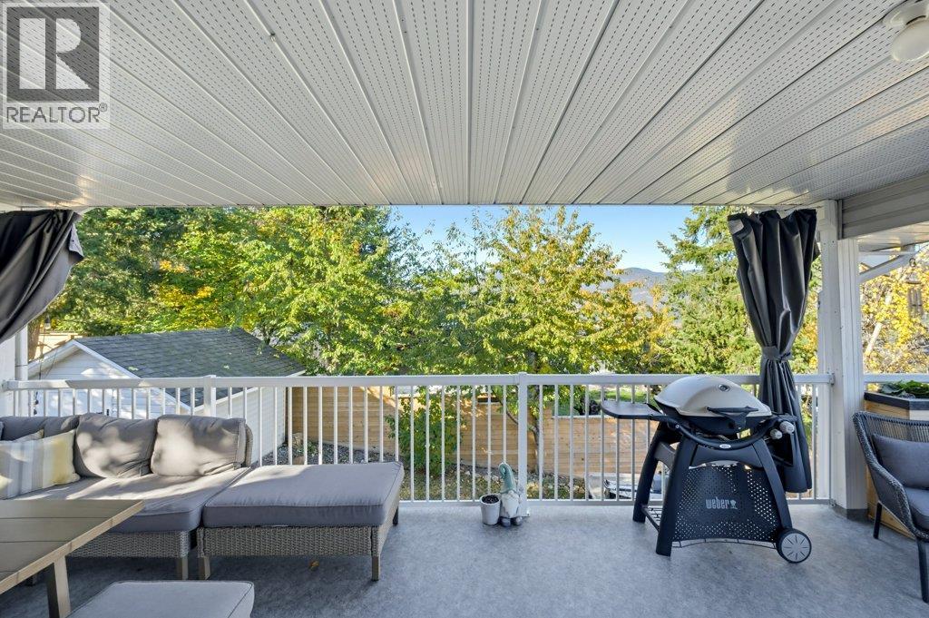 1570 16 Avenue Se, Salmon Arm, British Columbia  V1E 2M7 - Photo 56 - 10403509