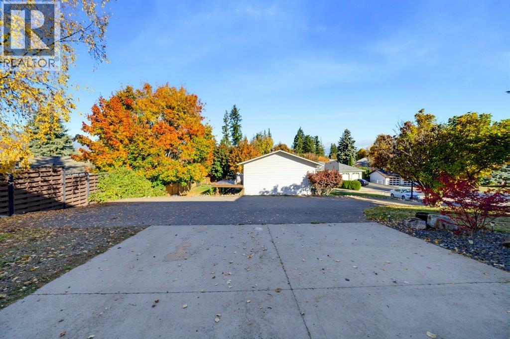 1570 16 Avenue Se, Salmon Arm, British Columbia  V1E 2M7 - Photo 78 - 10403509