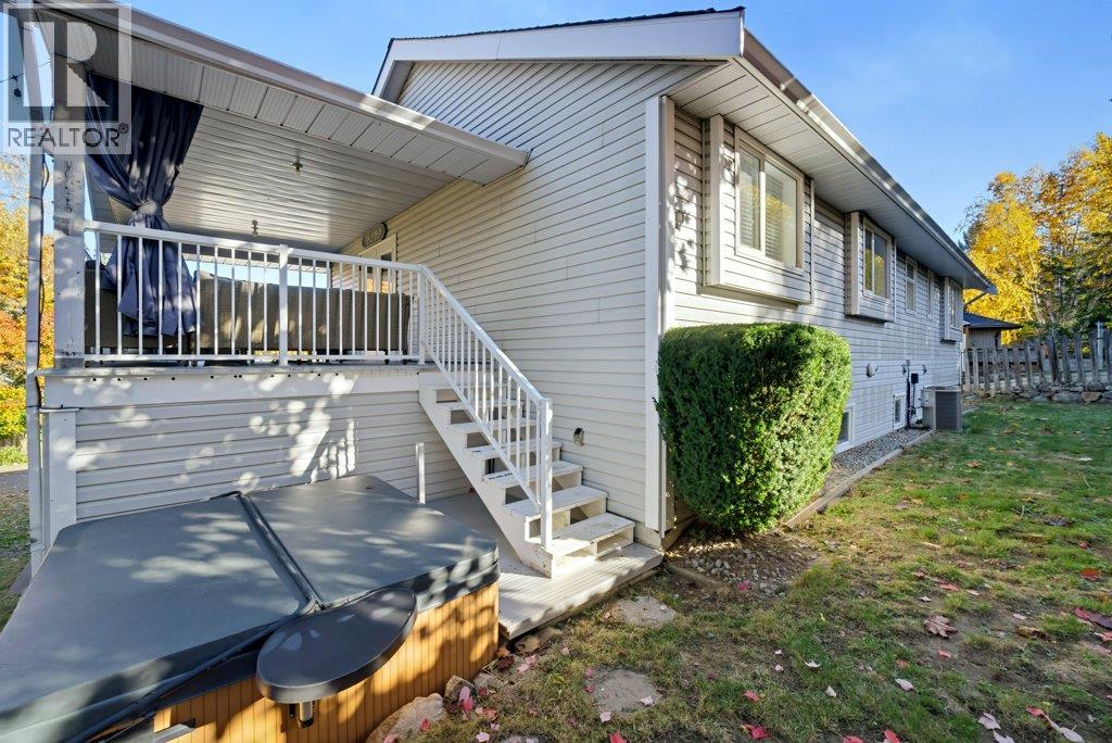 1570 16 Avenue Se, Salmon Arm, British Columbia  V1E 2M7 - Photo 86 - 10403509