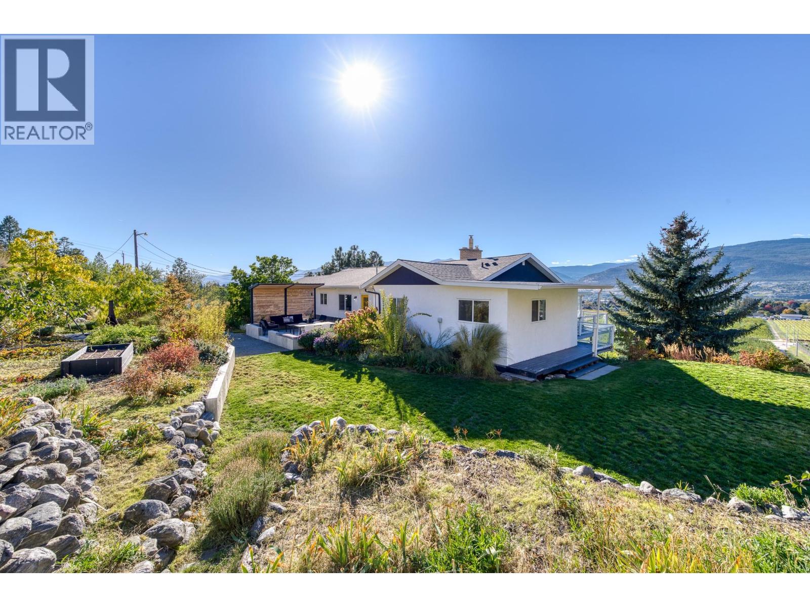 398 Upper Bench Road S, Penticton, British Columbia  V2A 8S9 - Photo 3 - 10402815