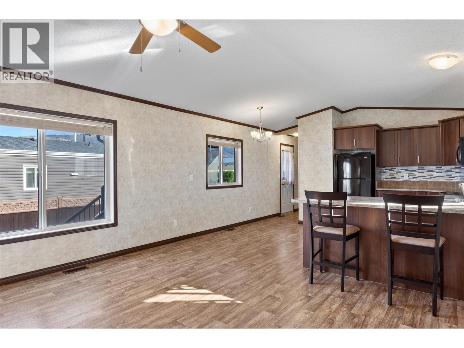 7805 Dallas Drive Unit# 27, Kamloops, British Columbia  V2C 0E5 - Photo 5 - 10404148