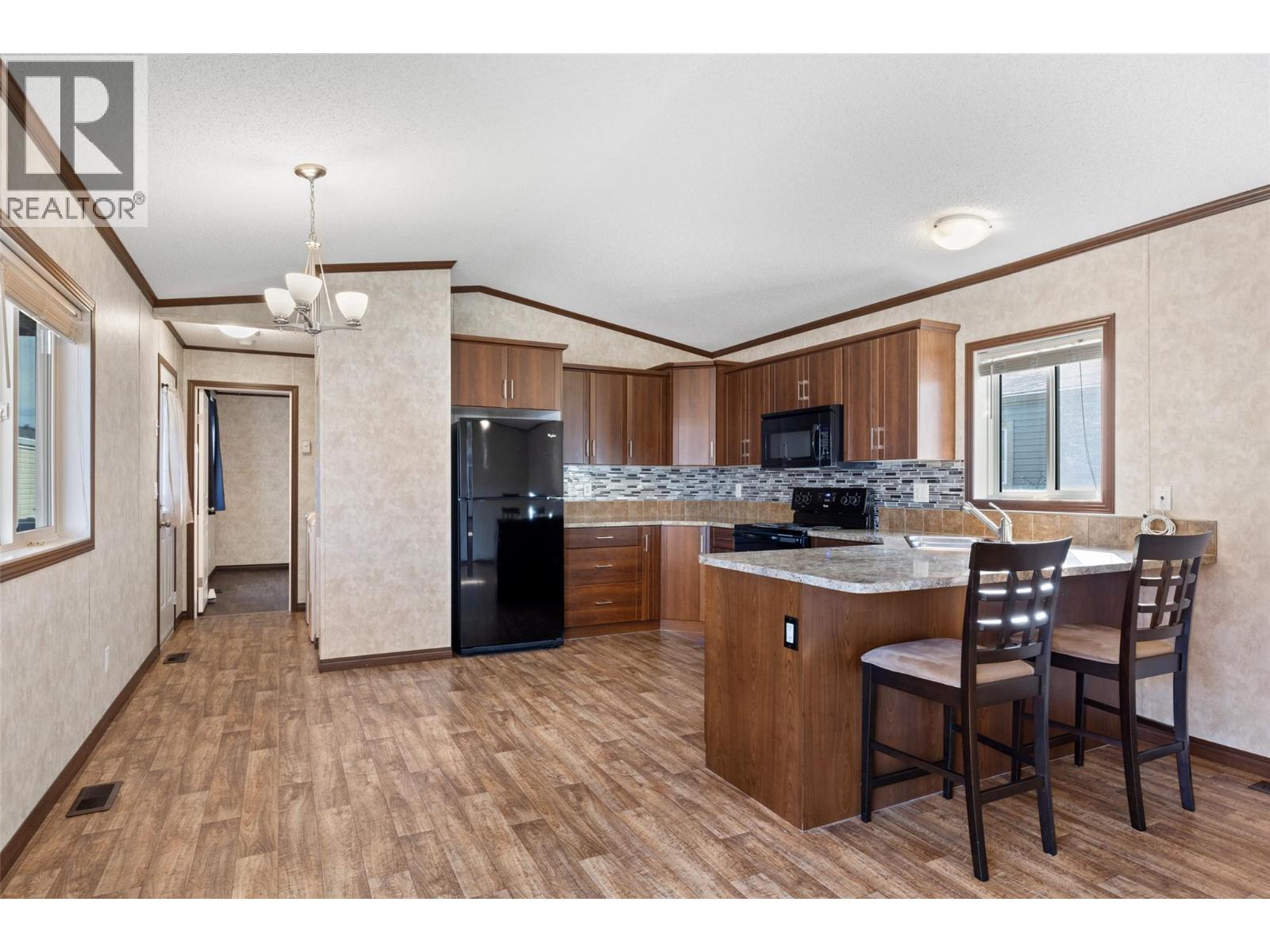 7805 Dallas Drive Unit# 27, Kamloops, British Columbia  V2C 0E5 - Photo 6 - 10404148