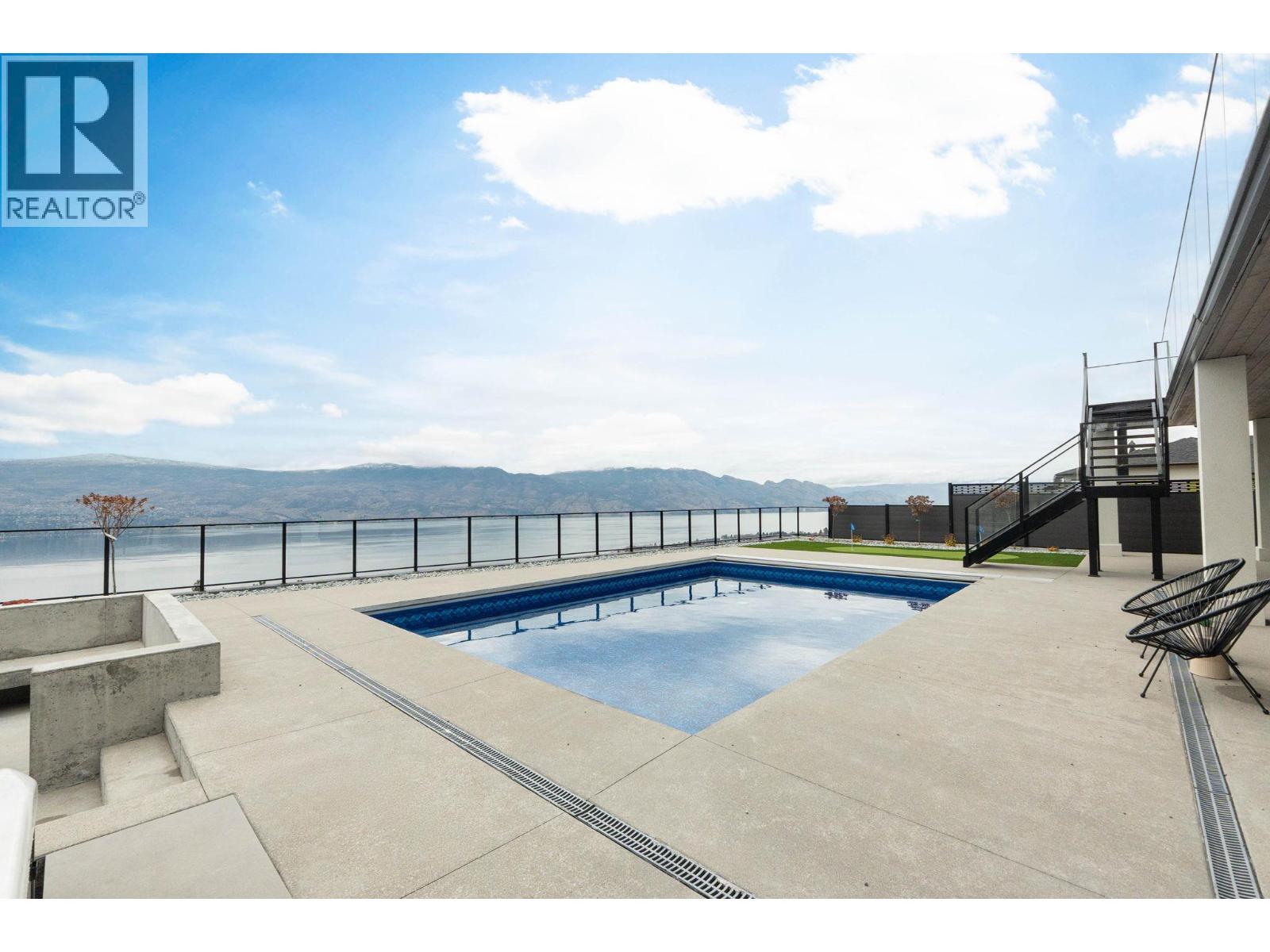 1327 Vineyard Drive, West Kelowna, British Columbia  V4T 3H9 - Photo 5 - 10403990