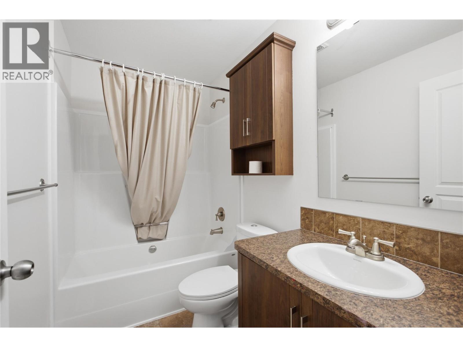7805 Dallas Drive Unit# 7, Kamloops, British Columbia  V2C 0E5 - Photo 6 - 10404002