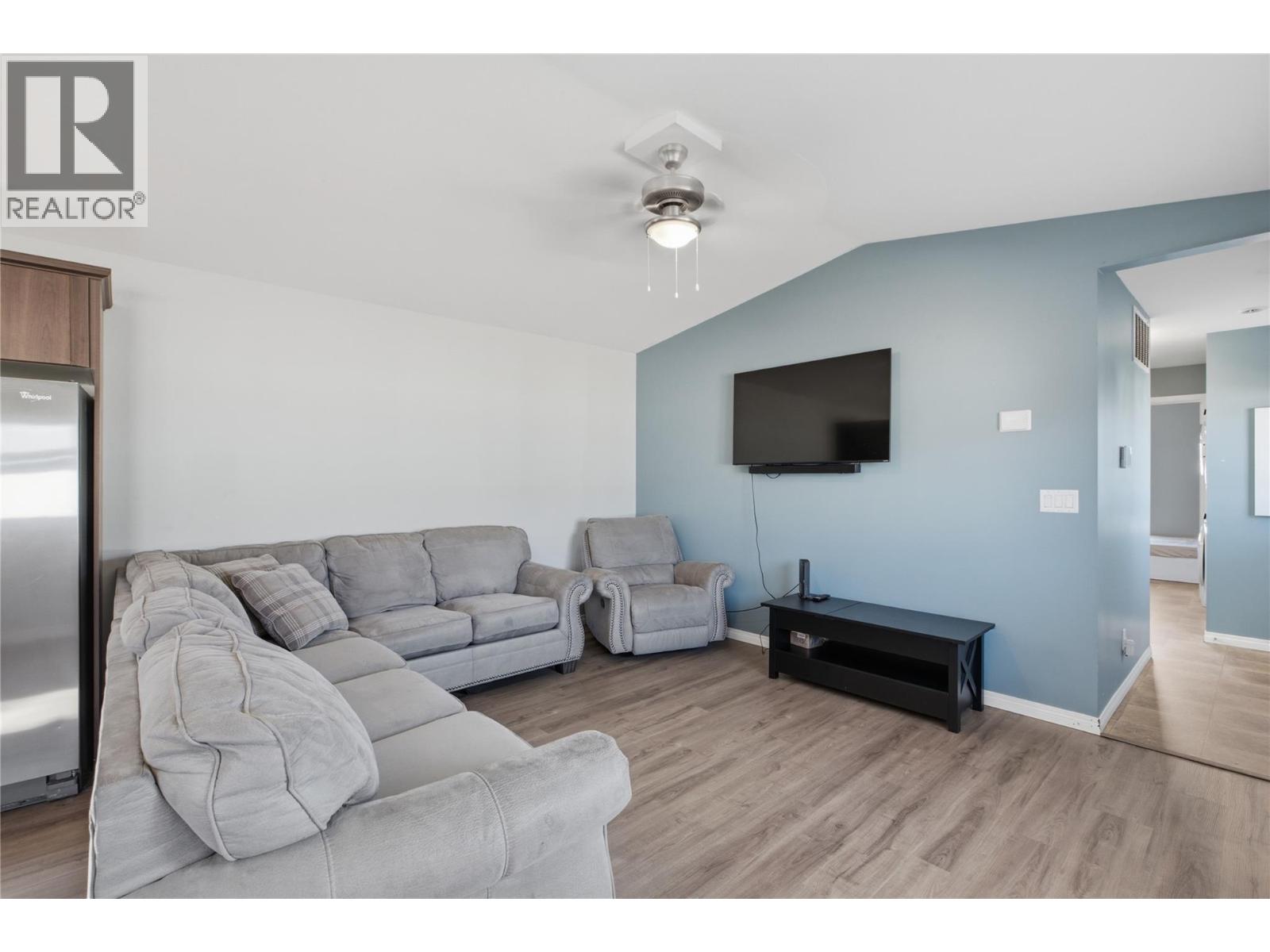 7805 Dallas Drive Unit# 7, Kamloops, British Columbia  V2C 0E5 - Photo 8 - 10404002