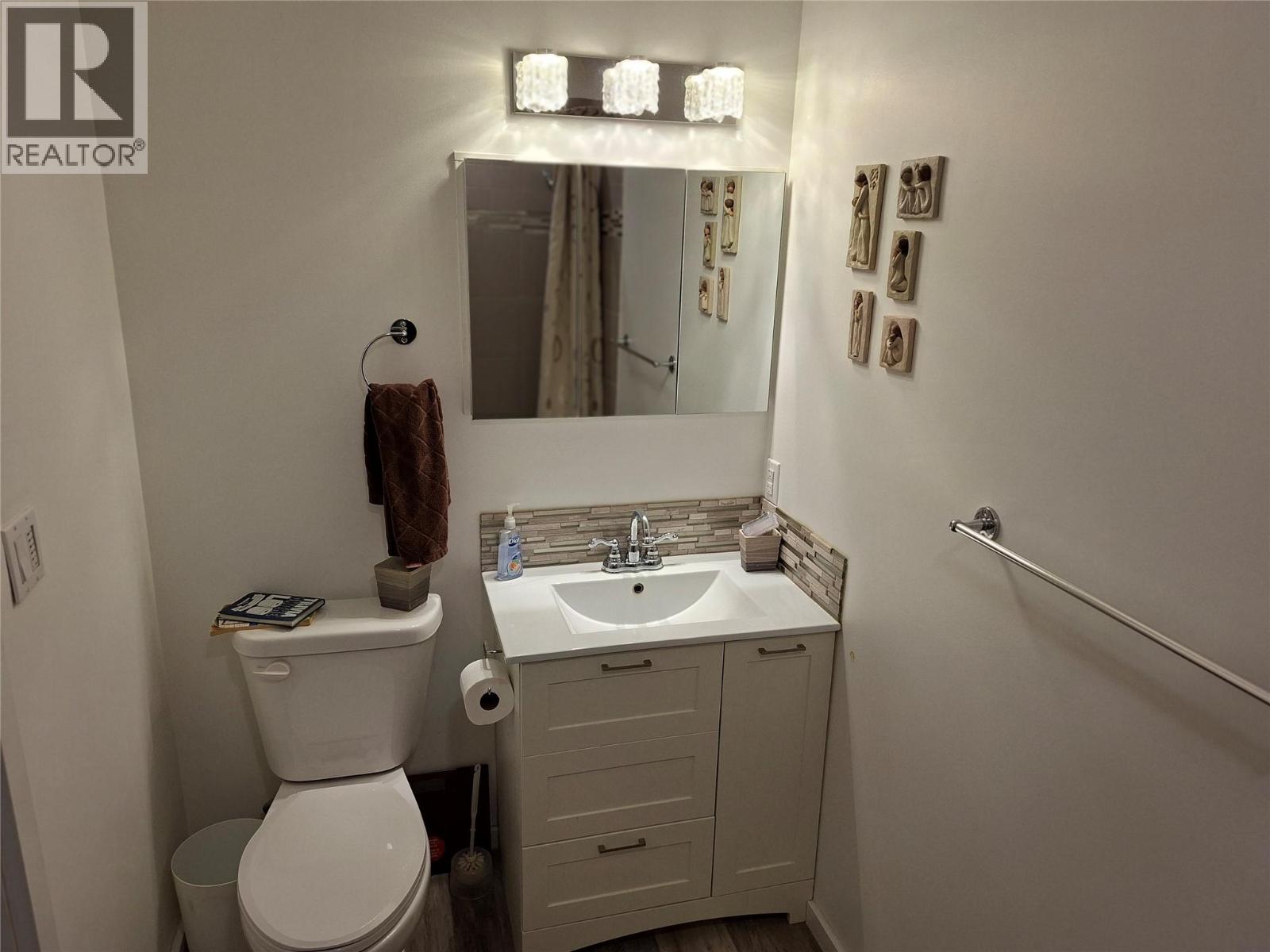 4306 36th Avenue, Osoyoos, British Columbia  V0H 1V6 - Photo 10 - 10404315