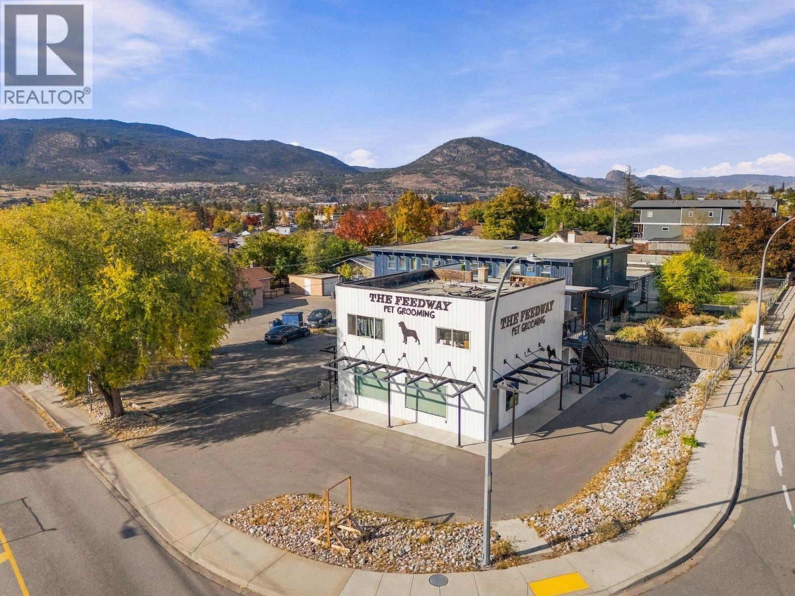 595 Carmi Avenue, Penticton, British Columbia  V2A 3G7 - Photo 1 - 10404284