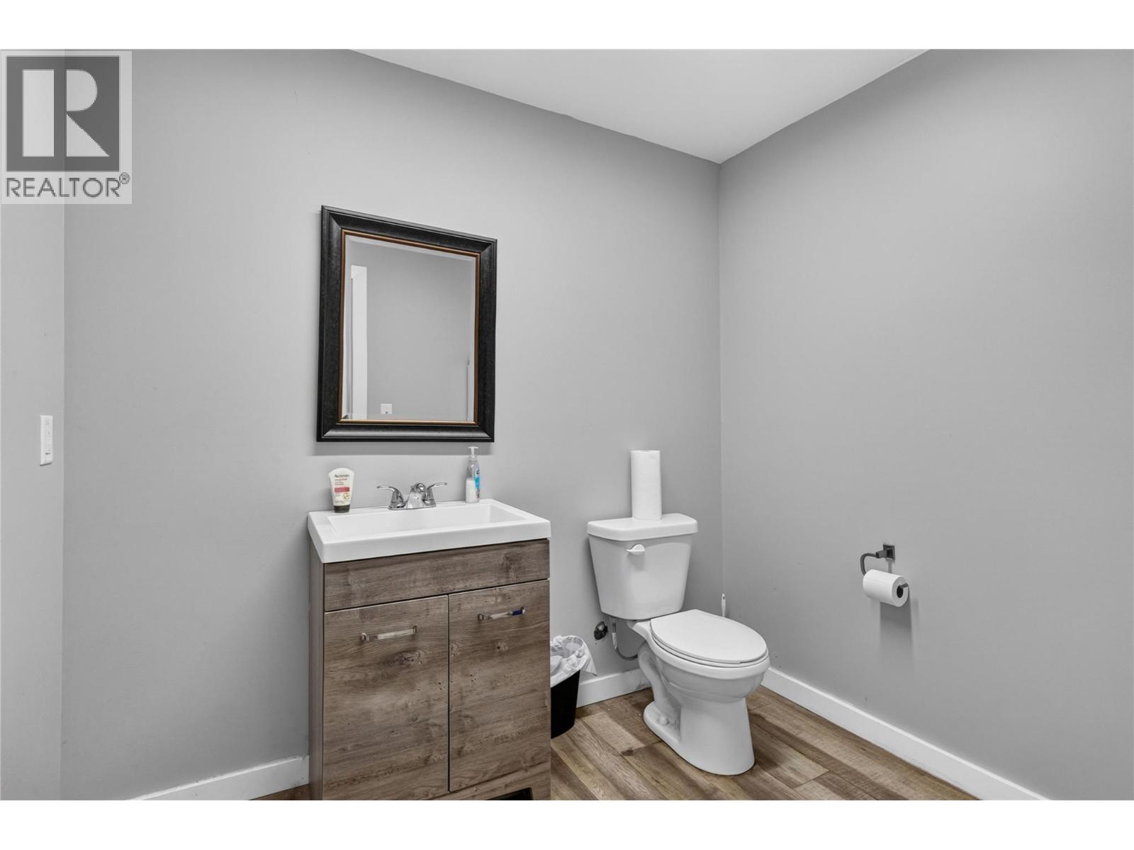 595 Carmi Avenue, Penticton, British Columbia  V2A 3G7 - Photo 26 - 10404284